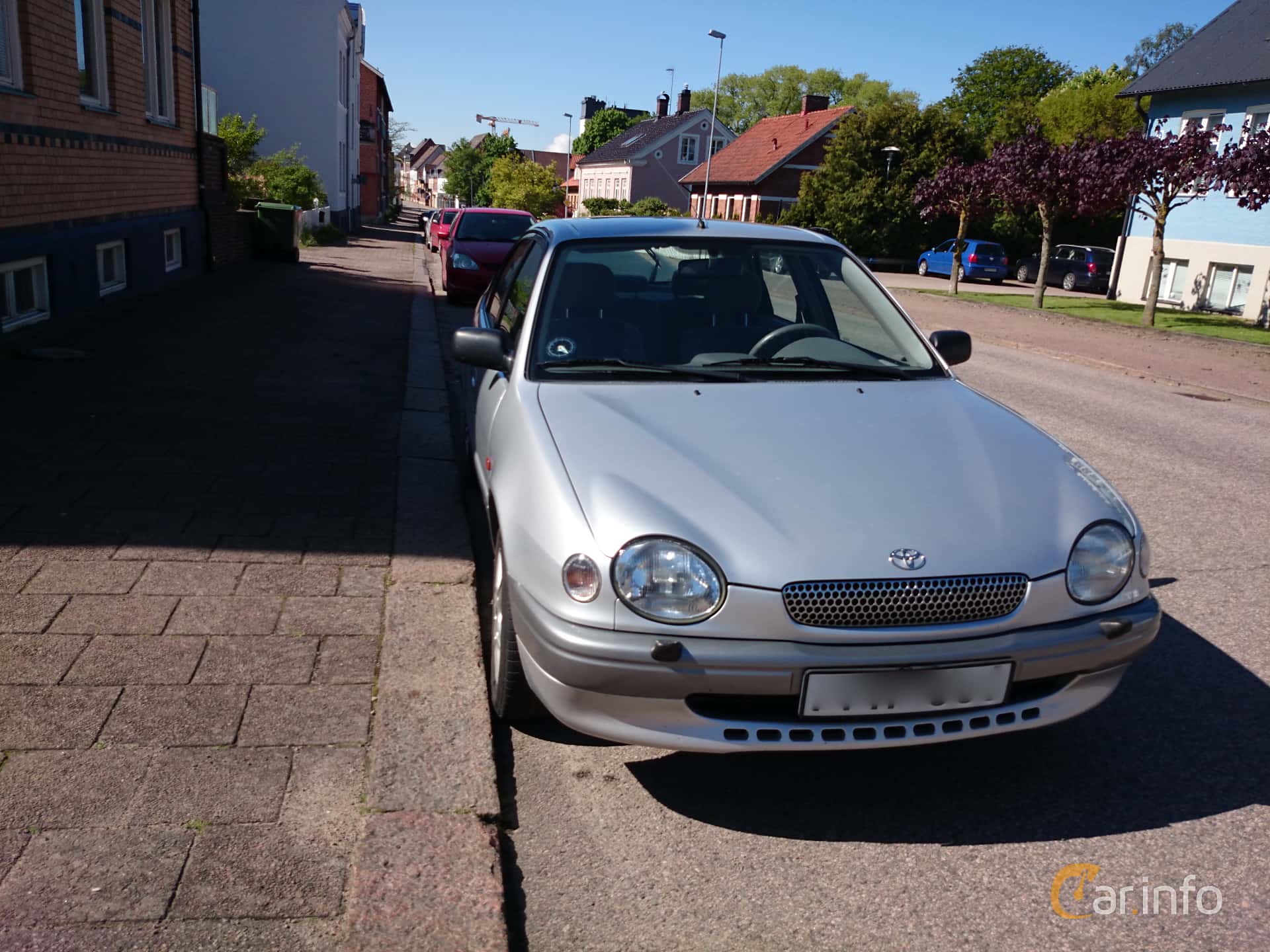 Toyota Corolla 5-door Hatchback 1.3 Manual, 86hp, 1999