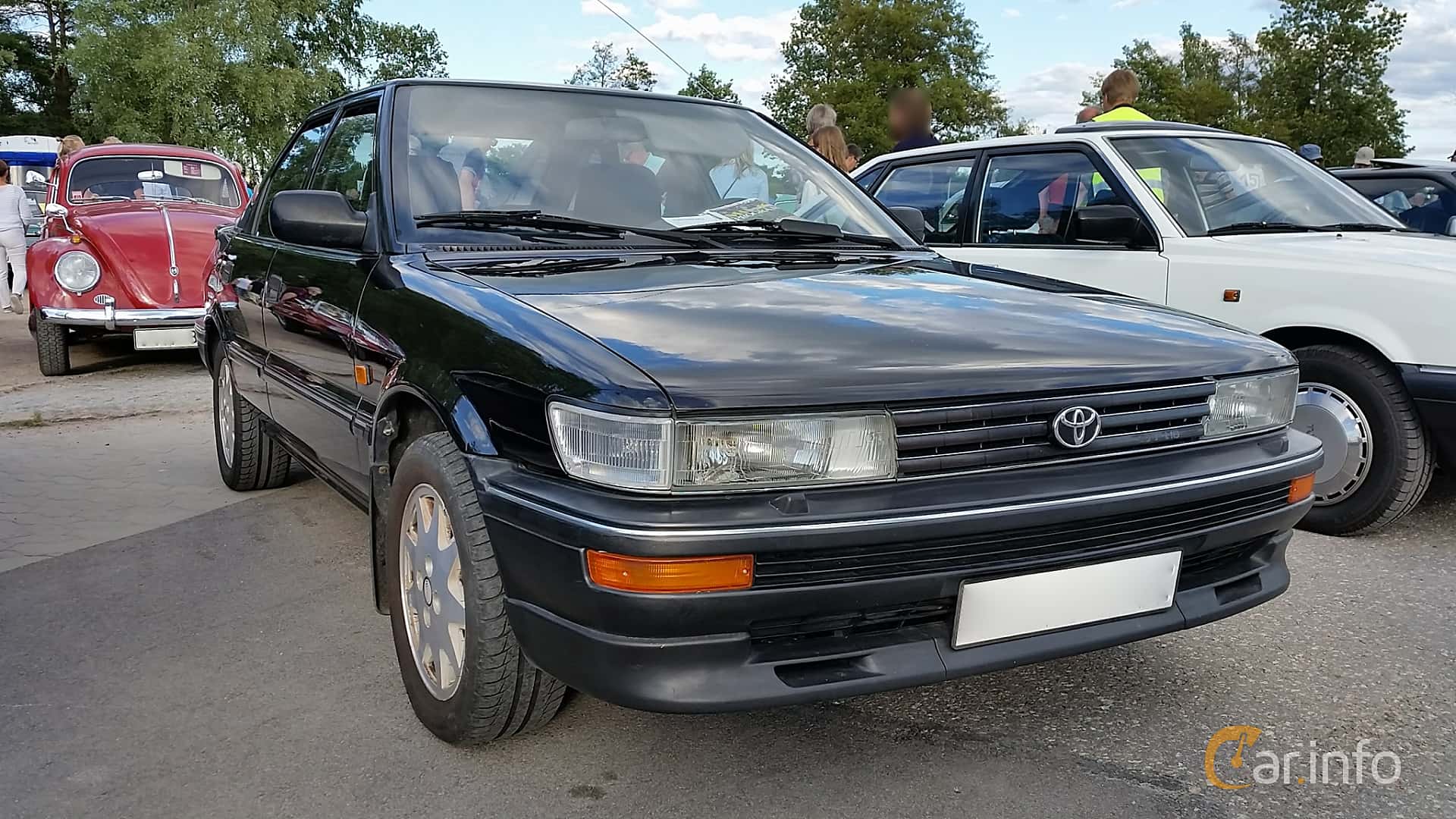 Toyota Corolla 5-door Liftback generation E90 1.6 Manual, 5-speed