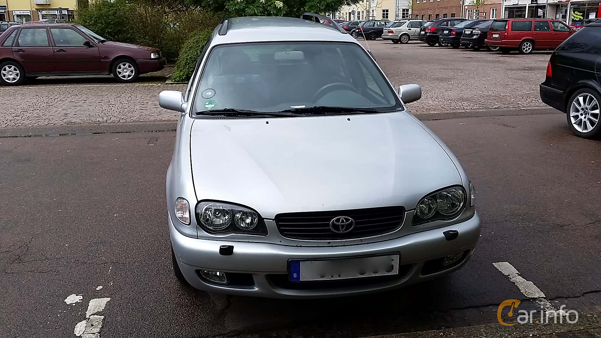 Toyota Corolla Station Wagon 1.6 VVT-i Manual, 110hp, 2001