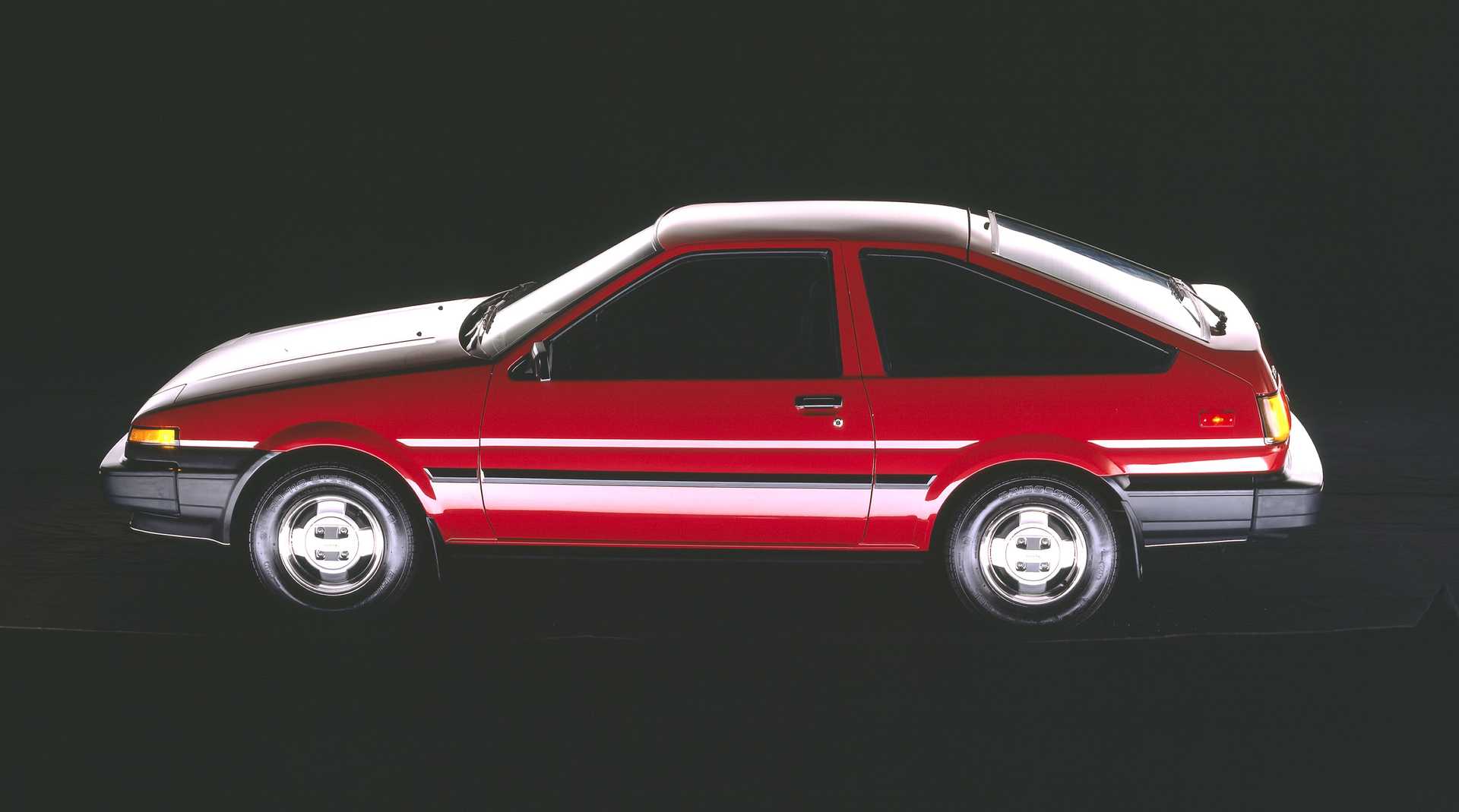 Toyota Corolla Hatchback Coupé 1.6 84hp, 1983