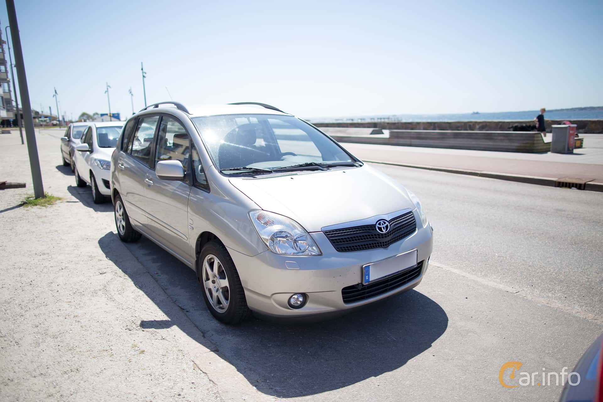 Toyota Corolla Verso 1.8 VVT-i Automatic, 135hp, 2003