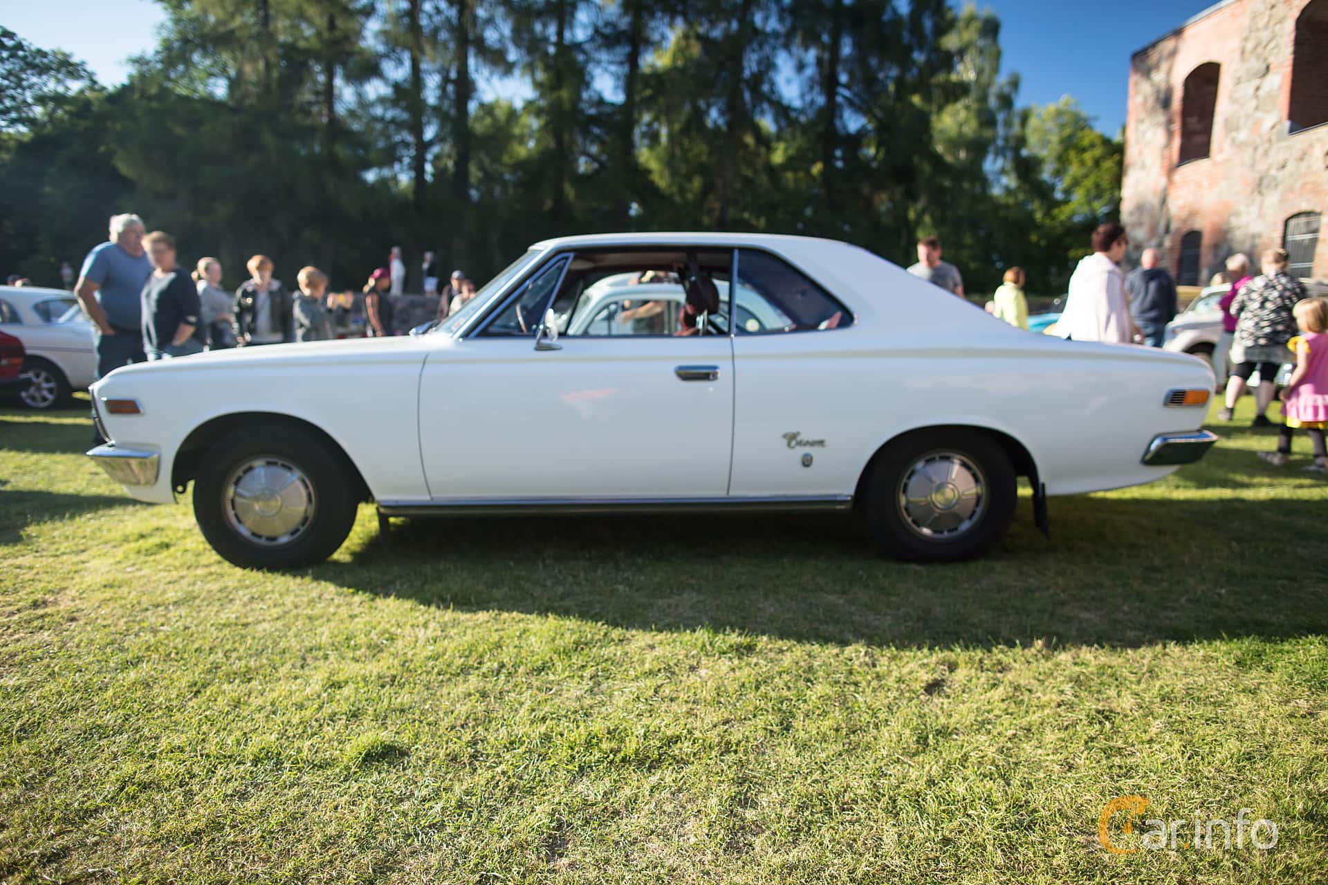 Toyota Crown Coupé generation S50 2.3 Manual, 4-speed