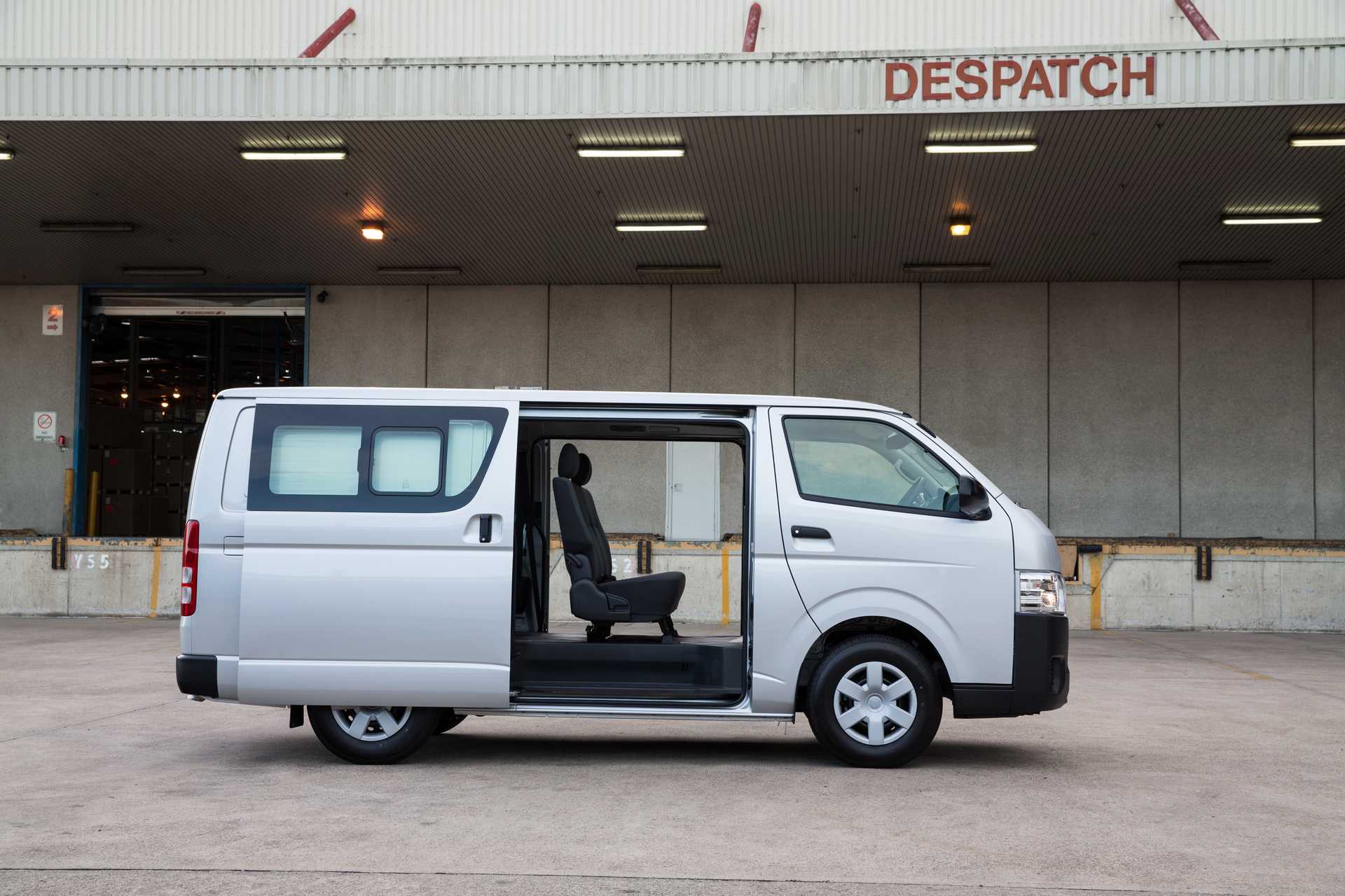 Toyota HiAce Van generation H200 3.0 D-4D Automatic, 4-speed