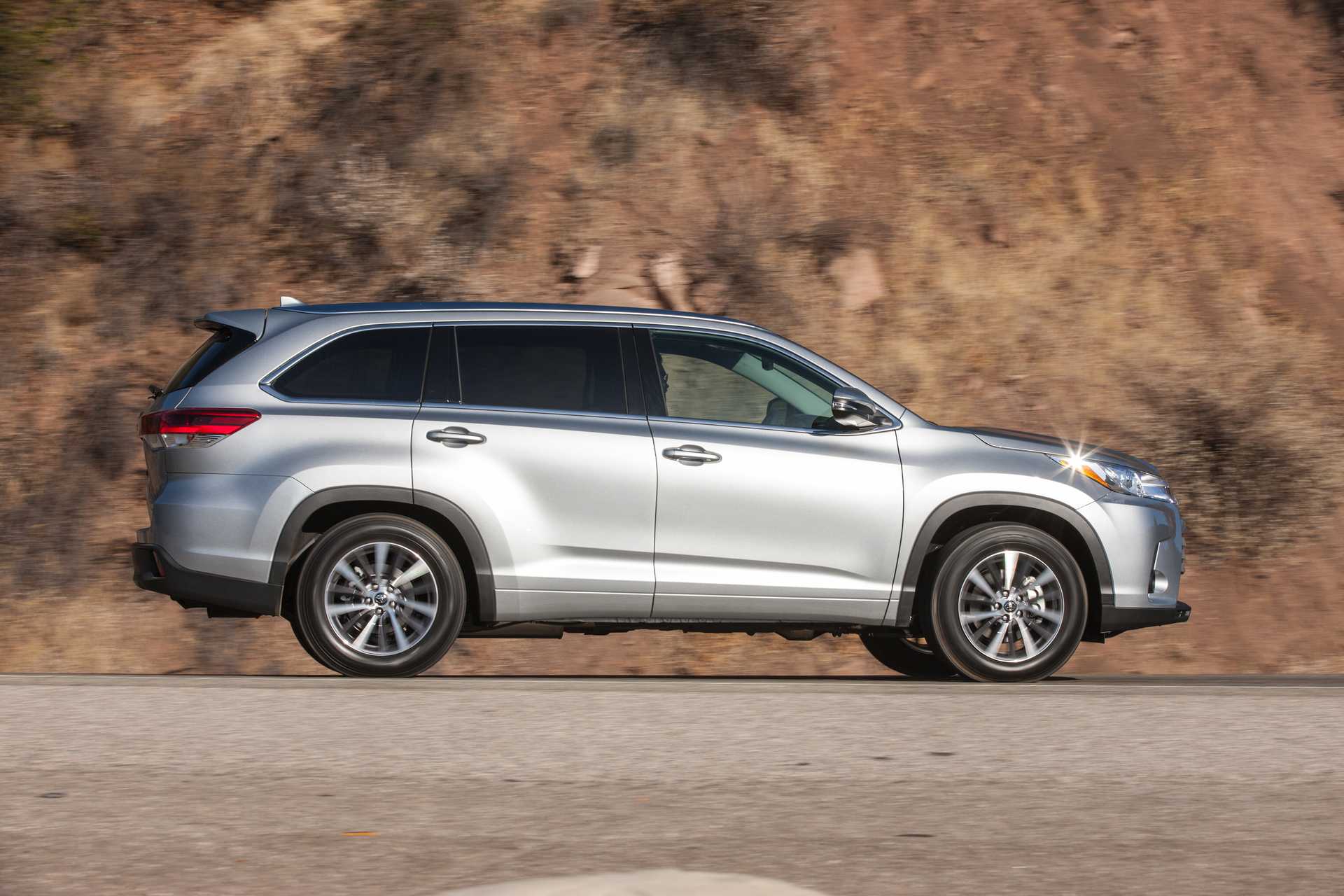 Toyota Highlander generation XU50 Facelift 3.5 V6 AWD Automatic, 8-speed