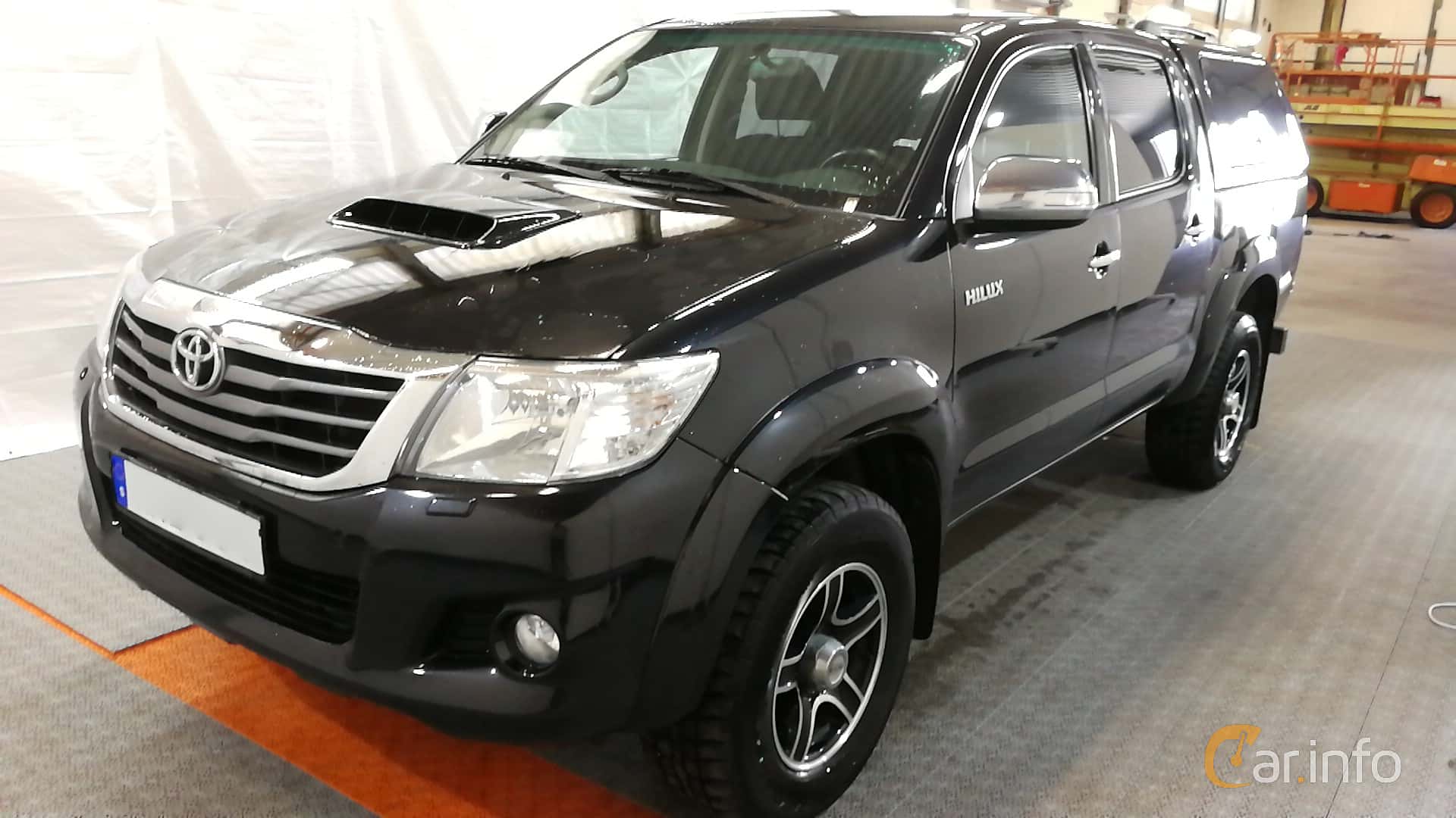 Toyota Hilux Double Cab 3.0 D-4D 4x4 Manual, 171hp, 2014