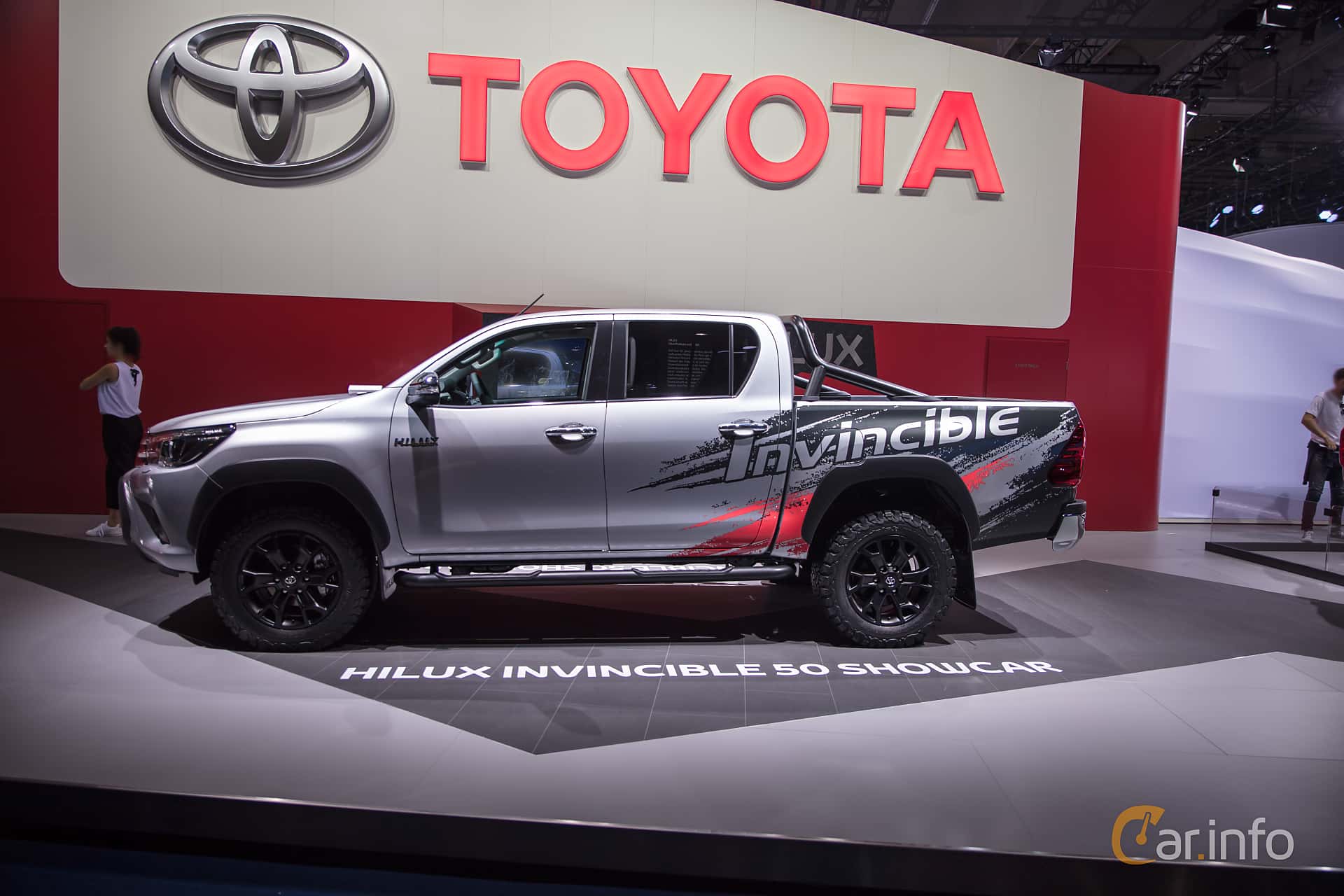 Toyota Hilux Double Cab 2.8 4WD 177hp, 2016