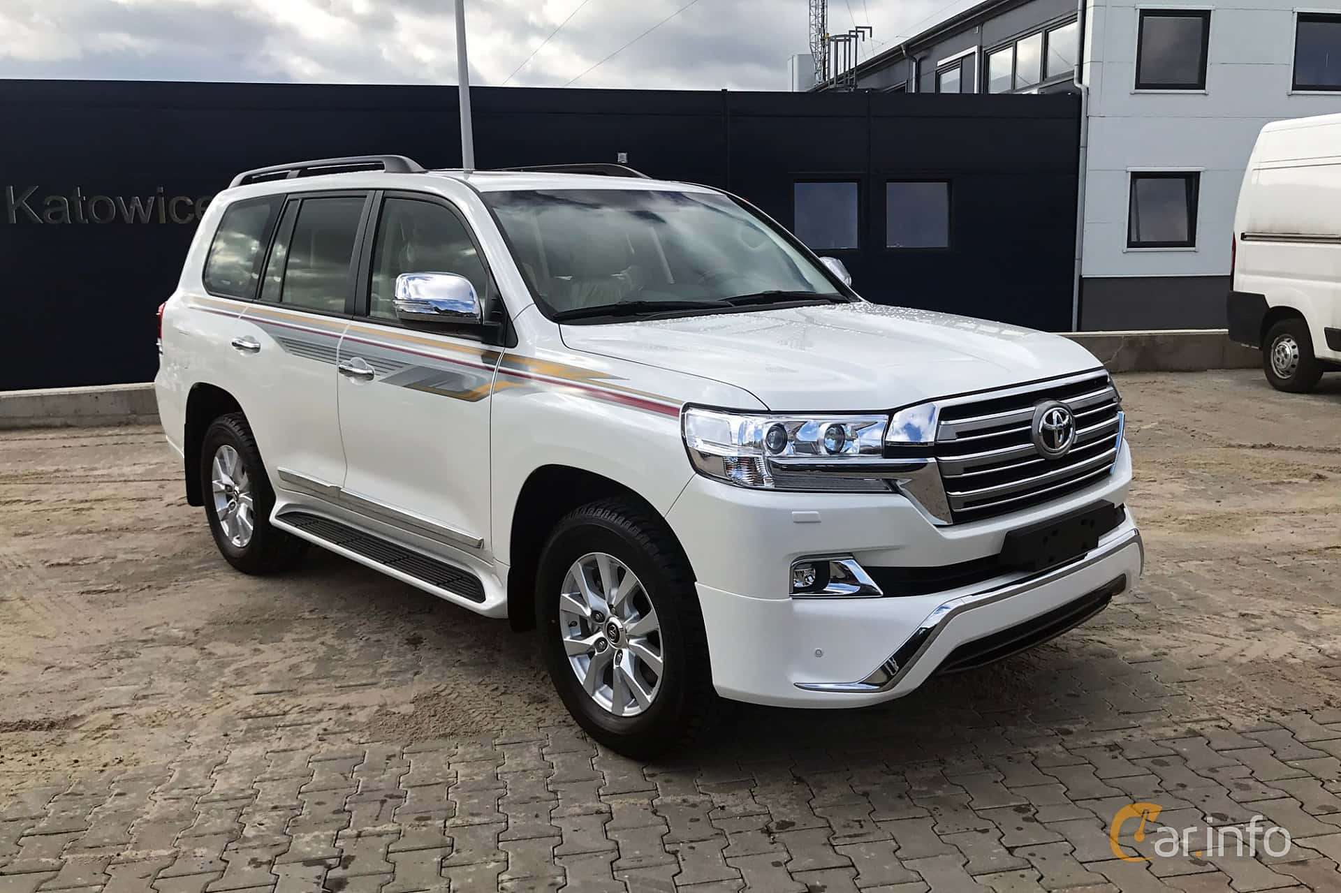 Toyota Land Cruiser 4.5 V8 D-4D 4WD Automatic, 272hp, 2017