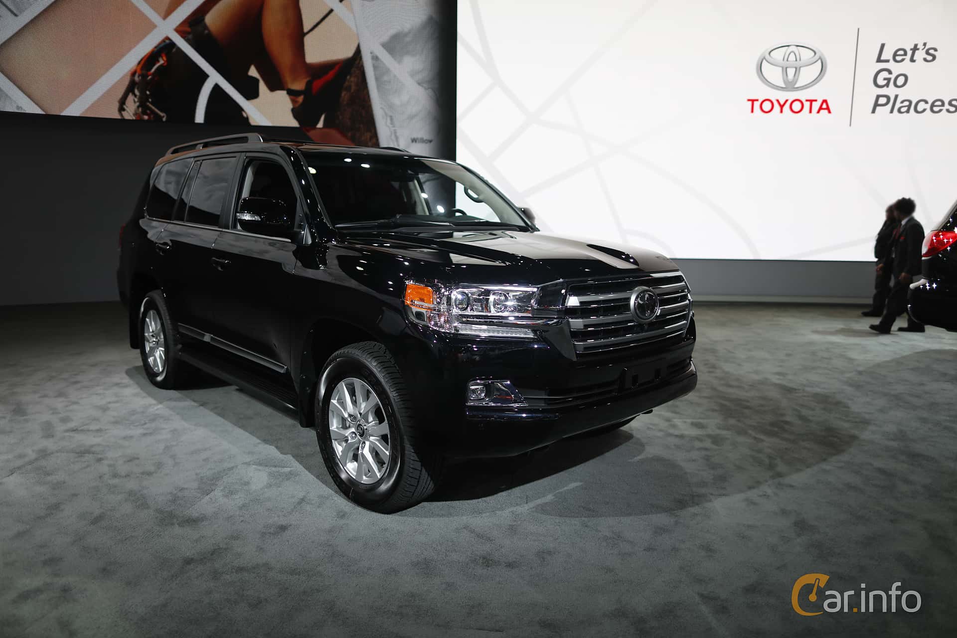 Toyota Land Cruiser 5.7 V8 4WD Automatic, 367hp, 2017