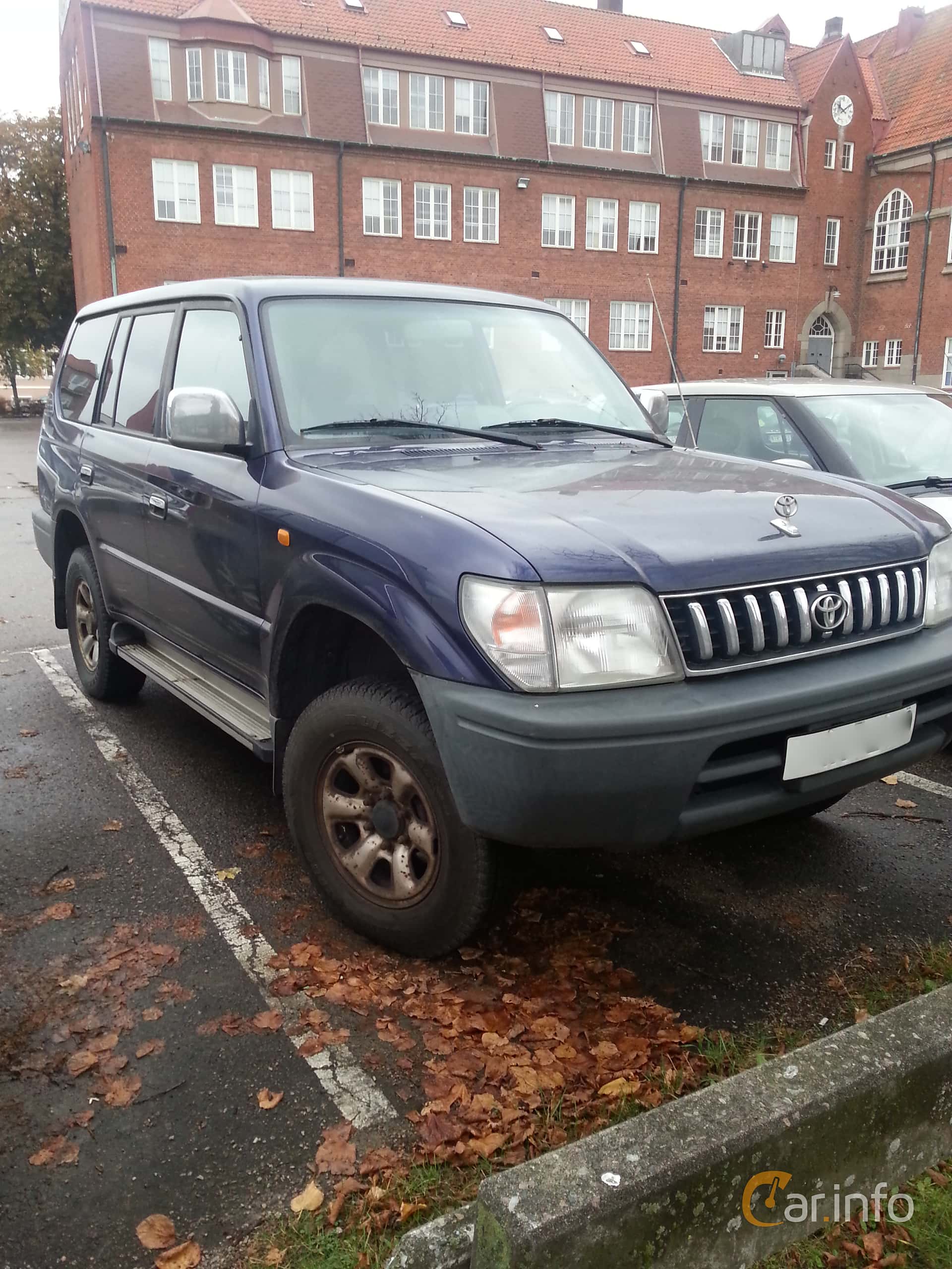 Toyota Land Cruiser Prado 5-door 3.4 V6 4WD Automatic, 185hp, 2002