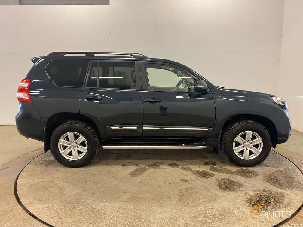 Toyota Land Cruiser Prado 5-door 2.8 D-4D 4WD Manual, 177hp, 2017
