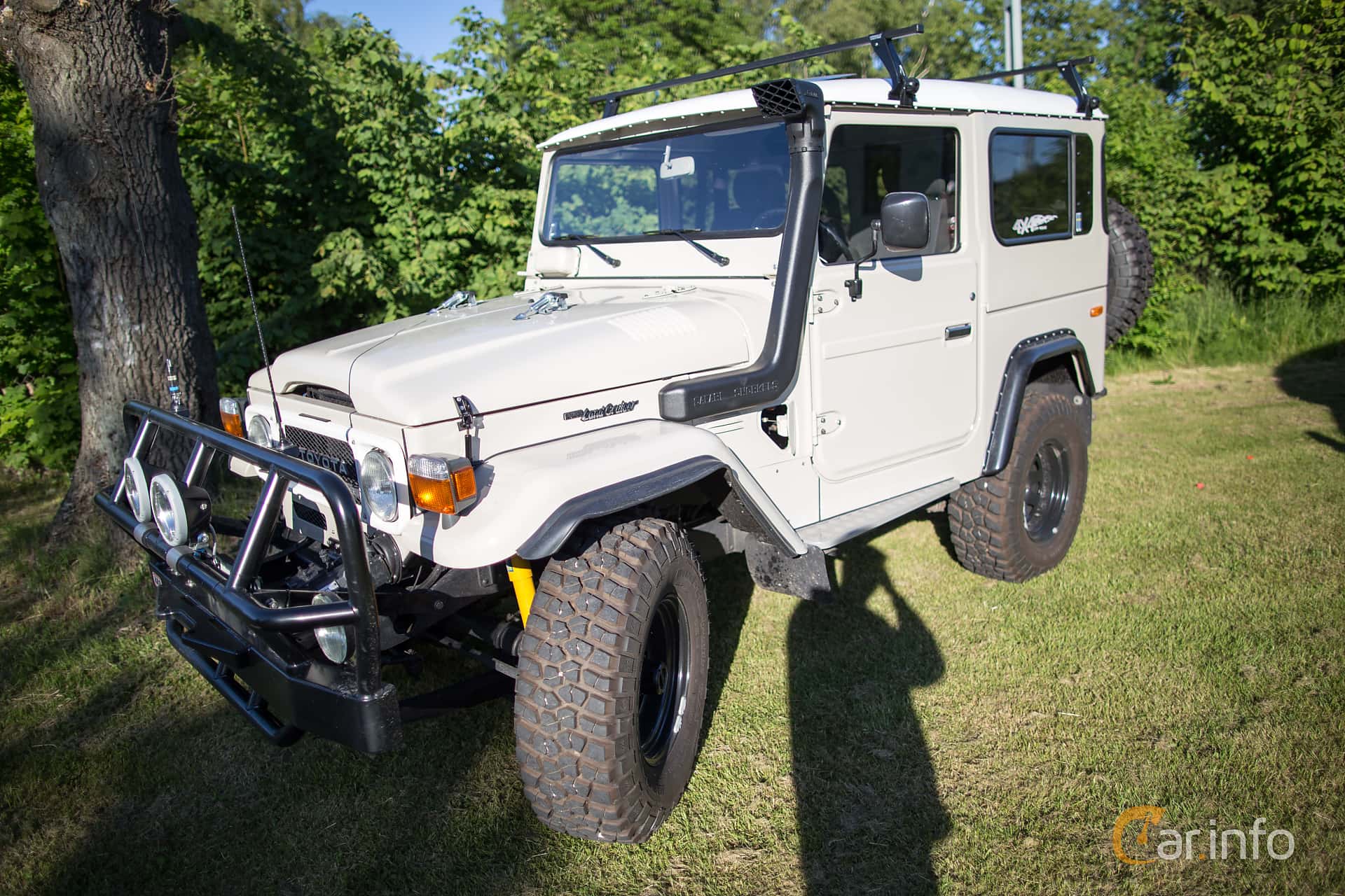 Toyota Land Cruiser Single Cab 3.4 4WD Manual, 90hp, 1983