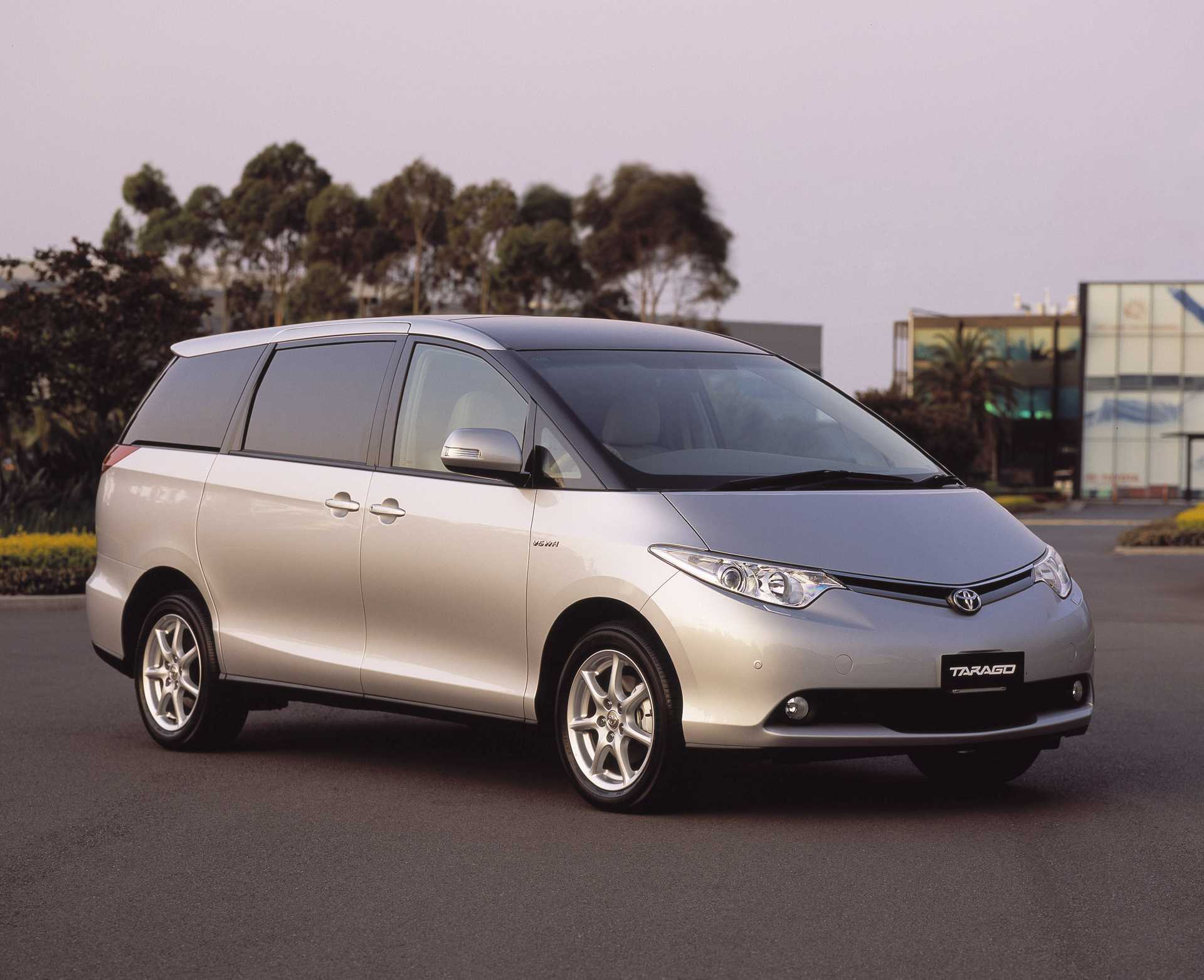 Toyota Previa 3.5 V6 Automatic, 275hp, 2013