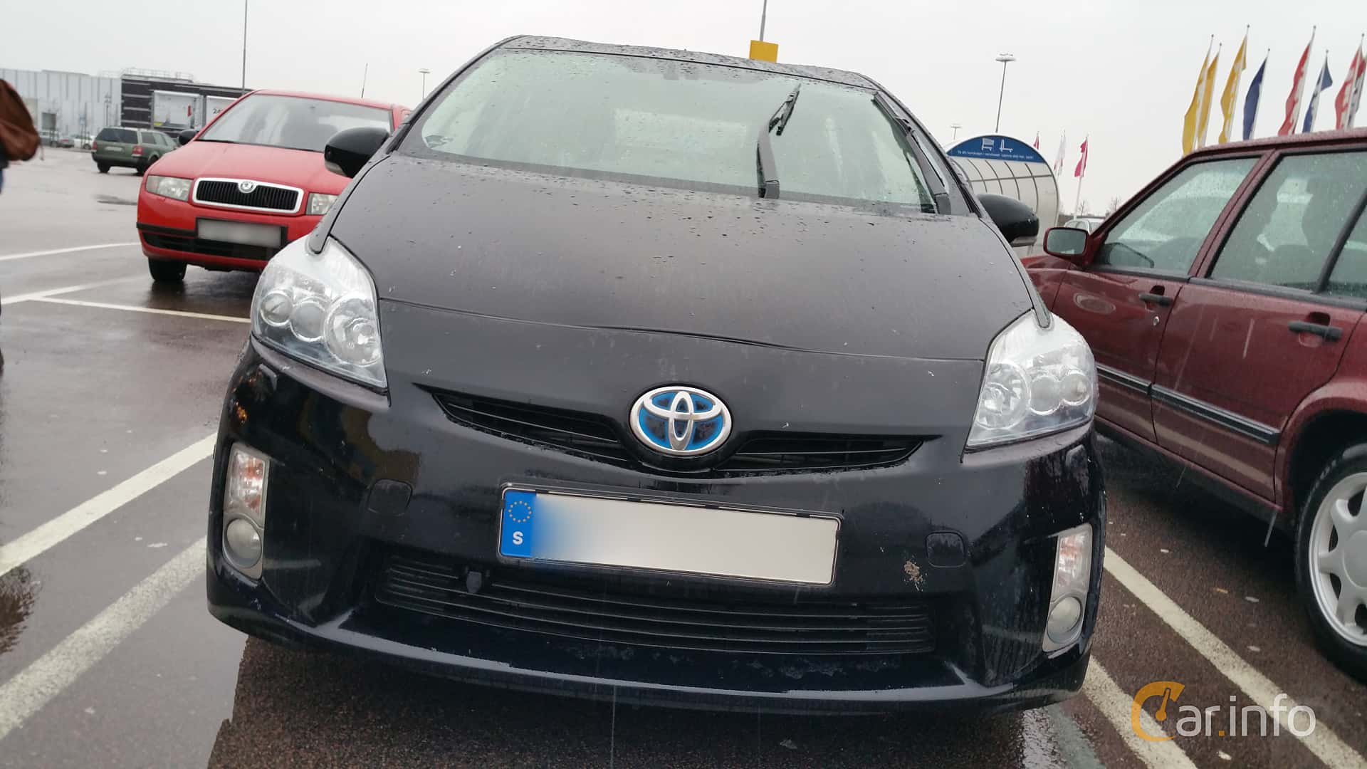 Toyota Prius 1.8 VVT-i + 3JM CVT, 136hp, 2011