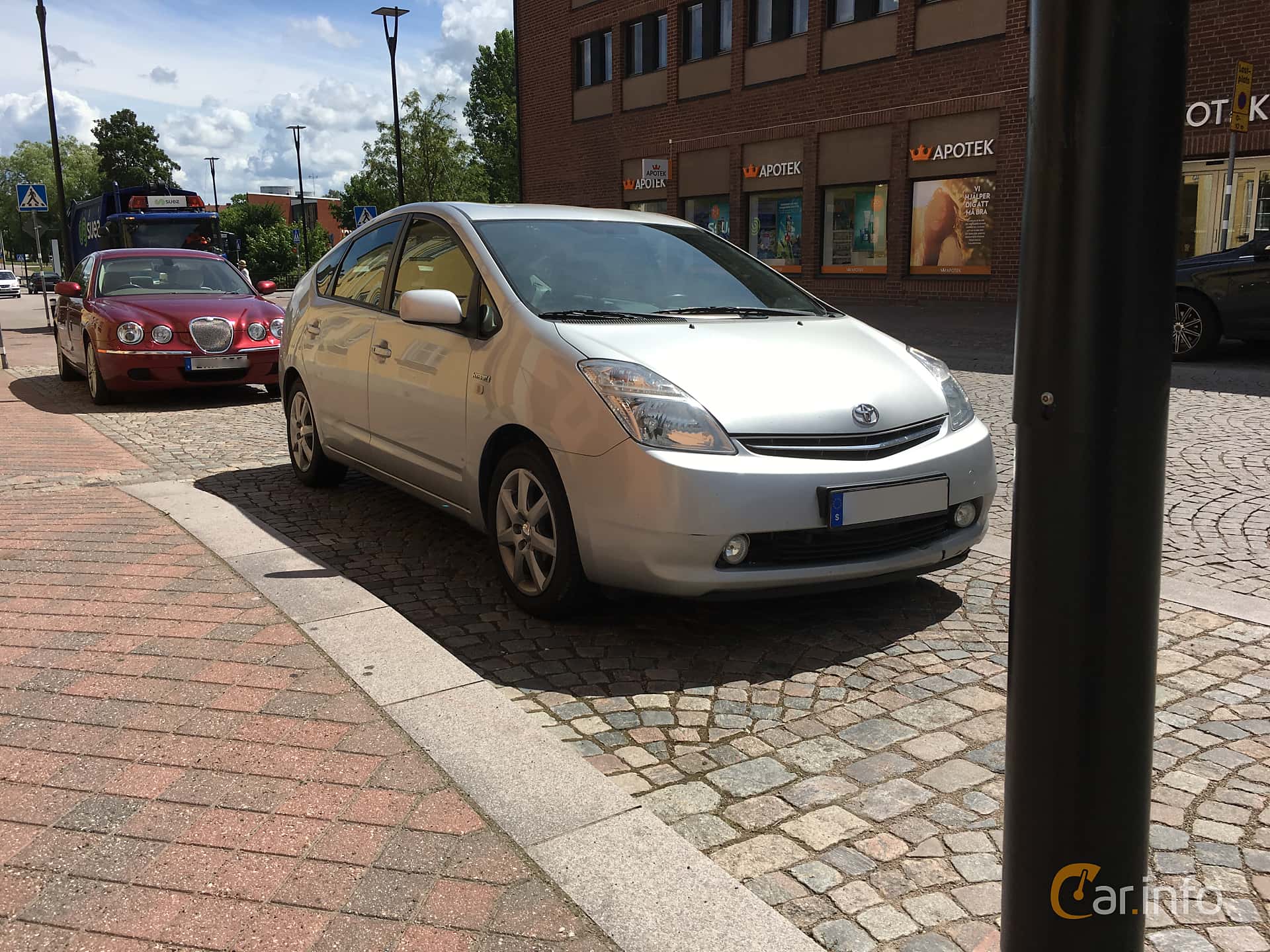 Toyota Prius 1.5 VVT-i + 3CM CVT, 112hp, 2009