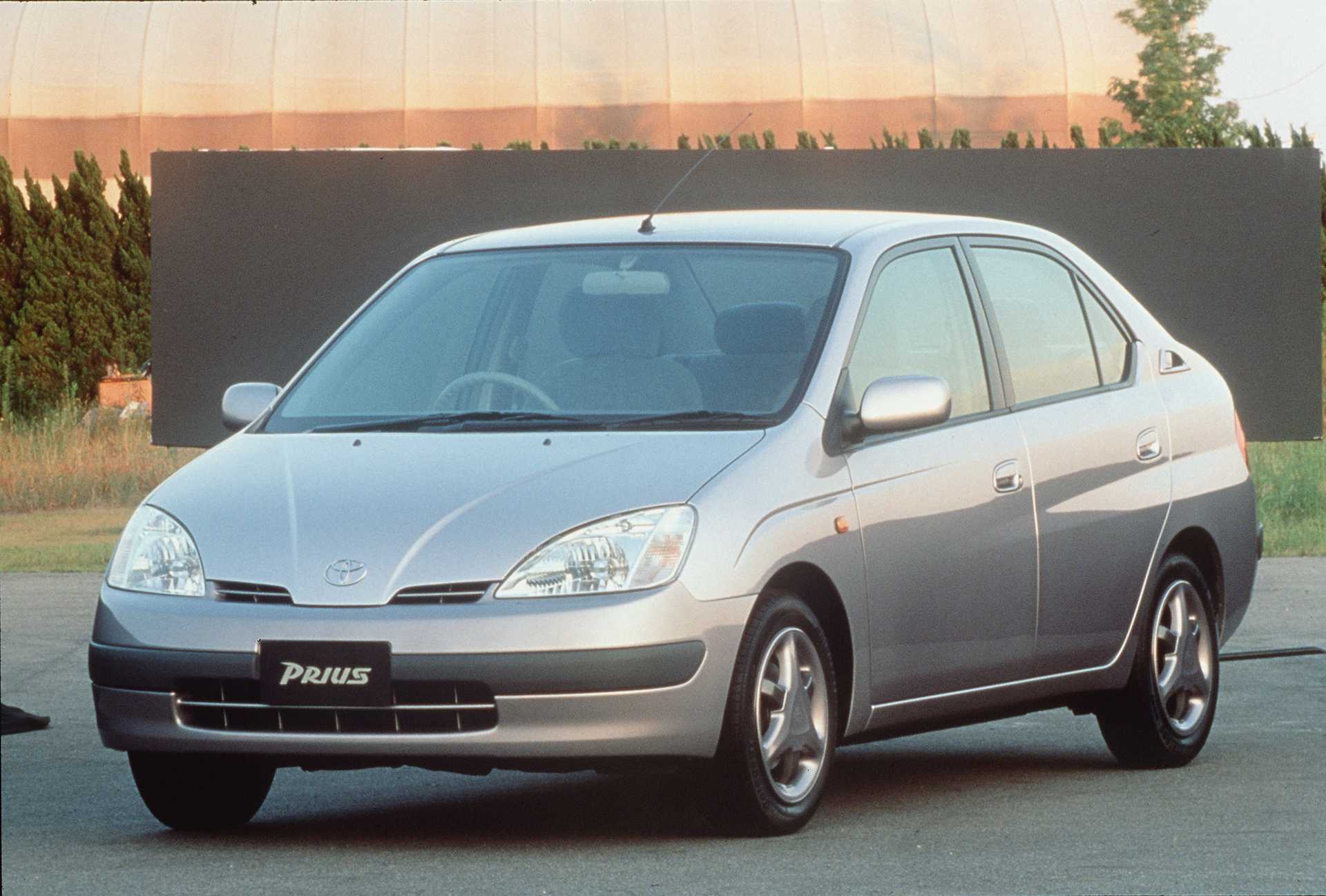 Toyota Prius Sedan 1.5 VVT-i + 1CM Automatic, 72hp, 1998