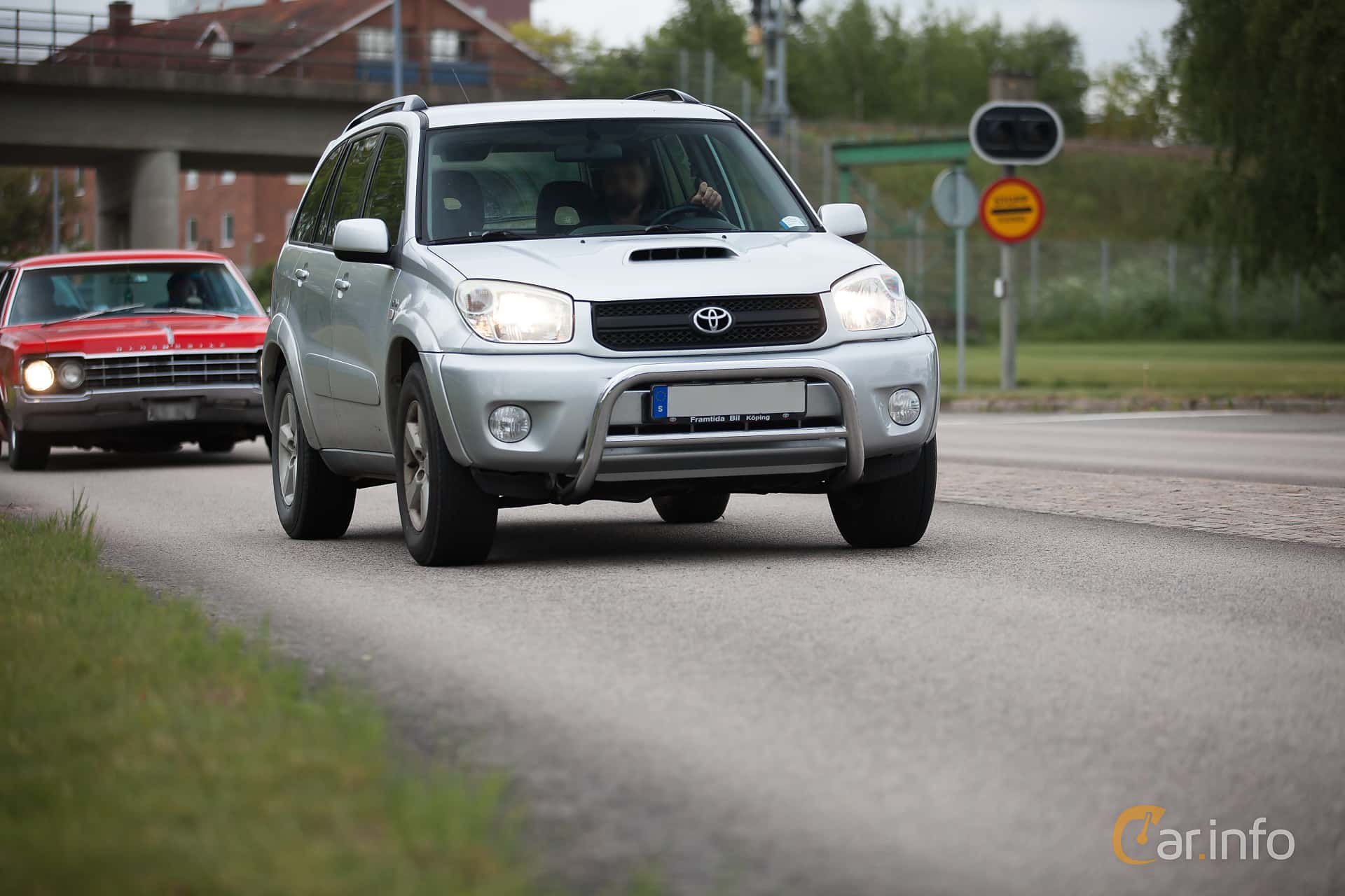 Toyota RAV4 5-door 2.0 D-4D 4x4 Manual, 115hp, 2006