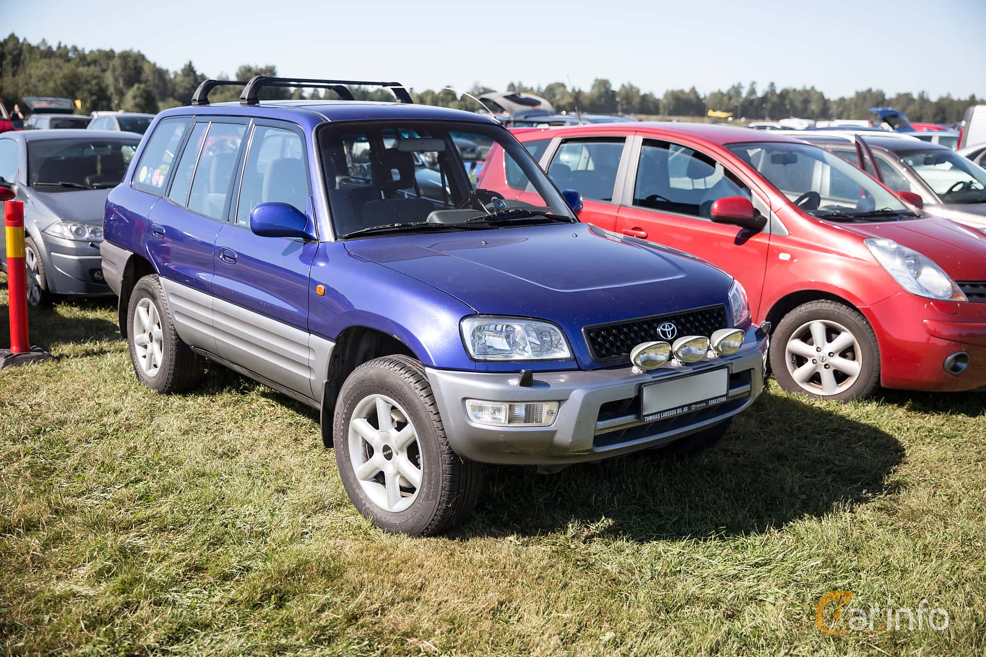 Toyota RAV4 5-door 2.0 4WD Automatic, 129hp, 1998