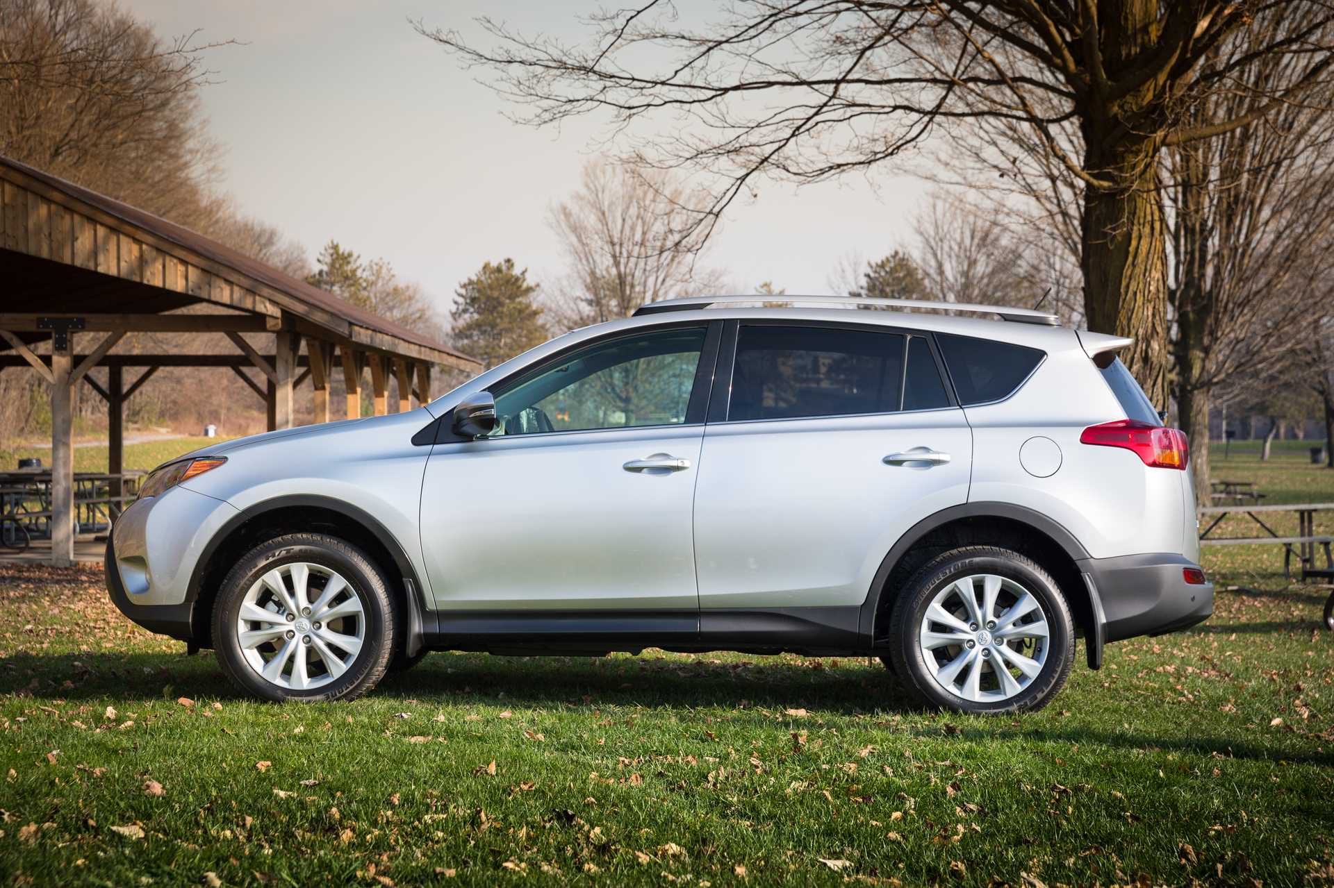 Toyota RAV4 2.0 4WD Multidrive S, 152hp, 2013