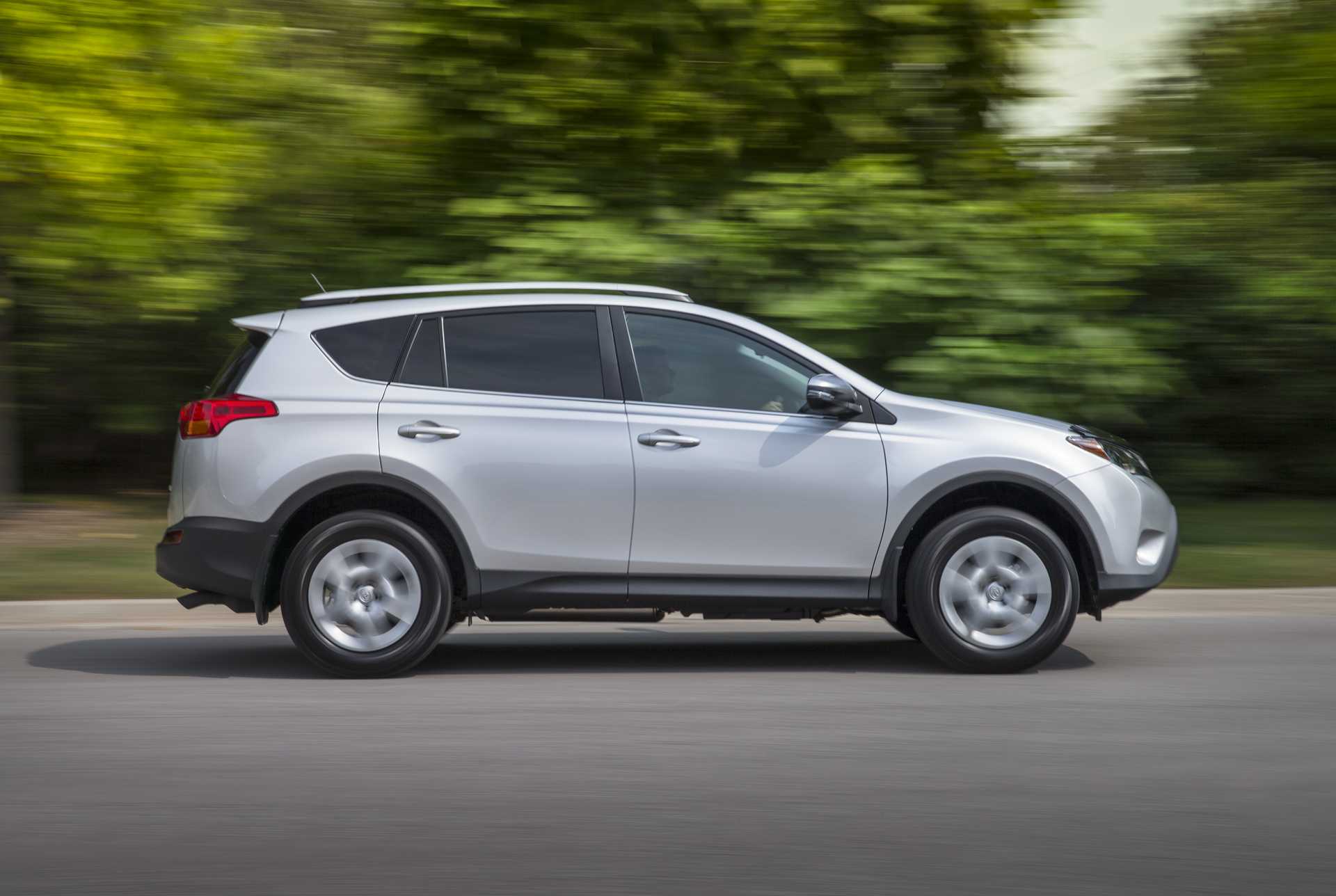 Toyota RAV4 2.5 Automatic, 180hp, 2014