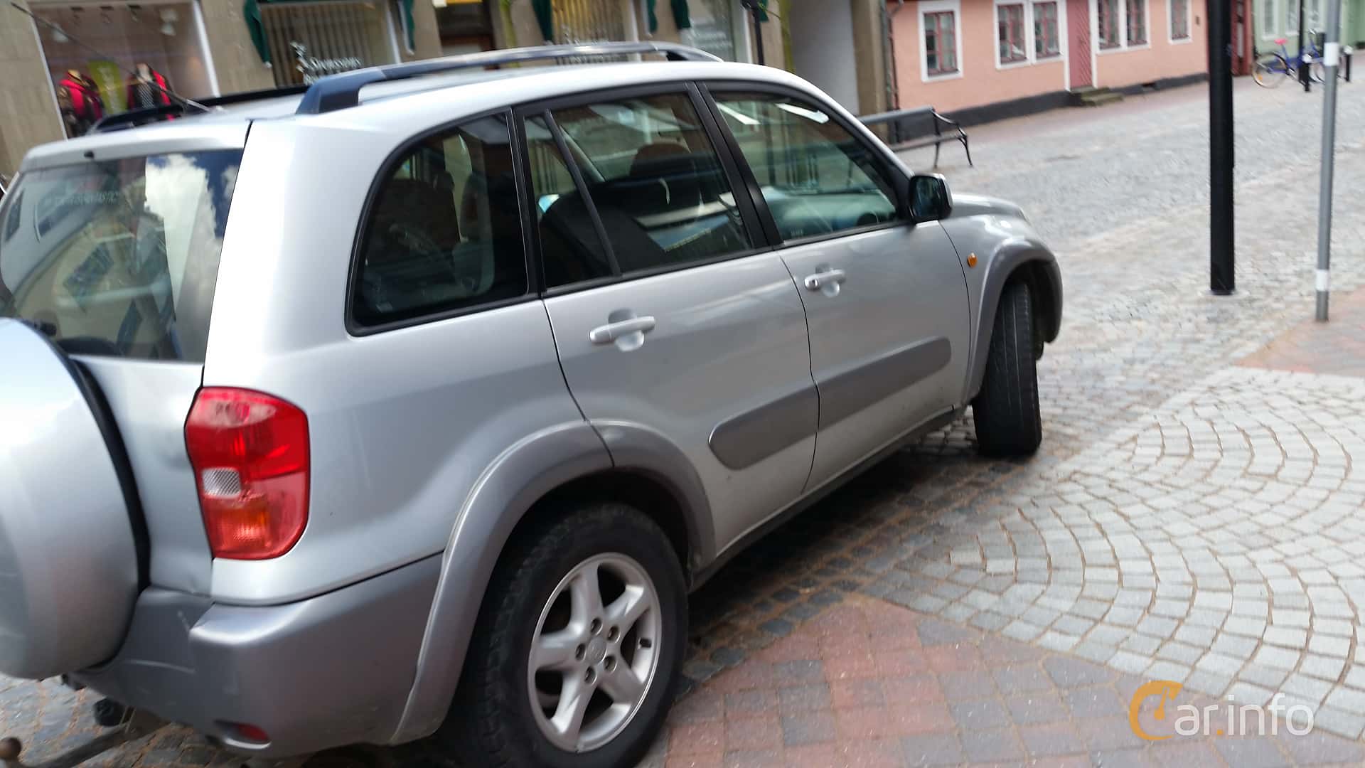 Toyota RAV4 5-door 2.0 VVT-i 4x4 150hp, 2002