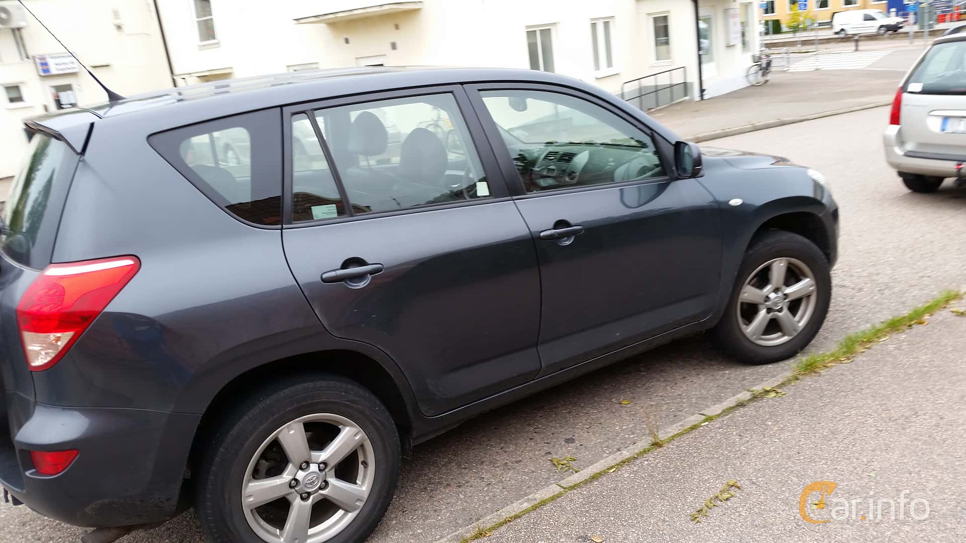 Toyota RAV4 2.0 VVT-i 4x4 Manual, 152hp, 2006