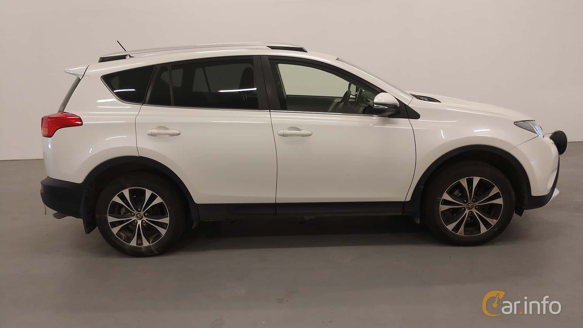 Toyota RAV4 2.2 D-4D 4x4 150hp, 2015