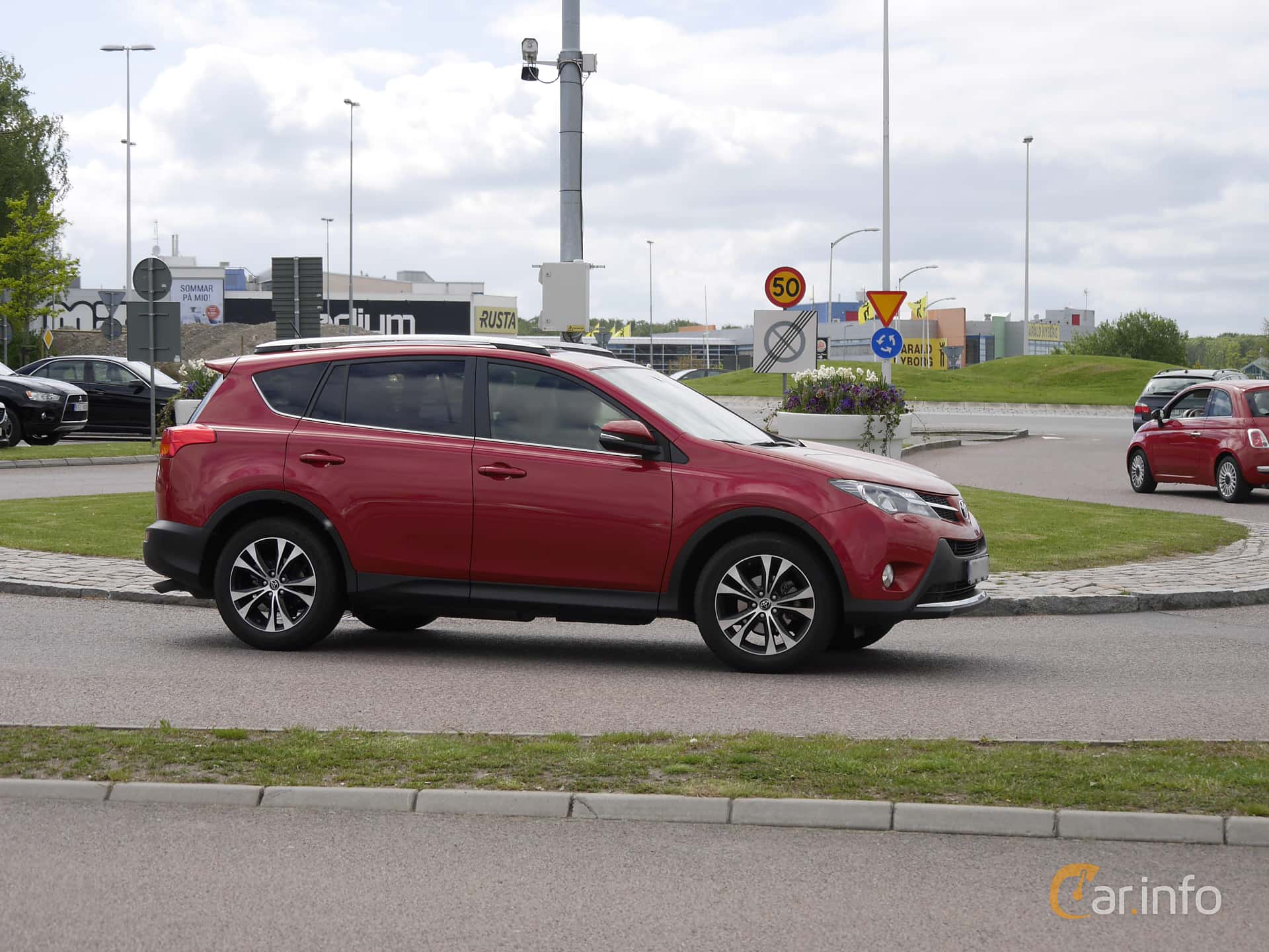 Toyota RAV4 2.0 D-4D 4x4 Manual, 124hp, 2013