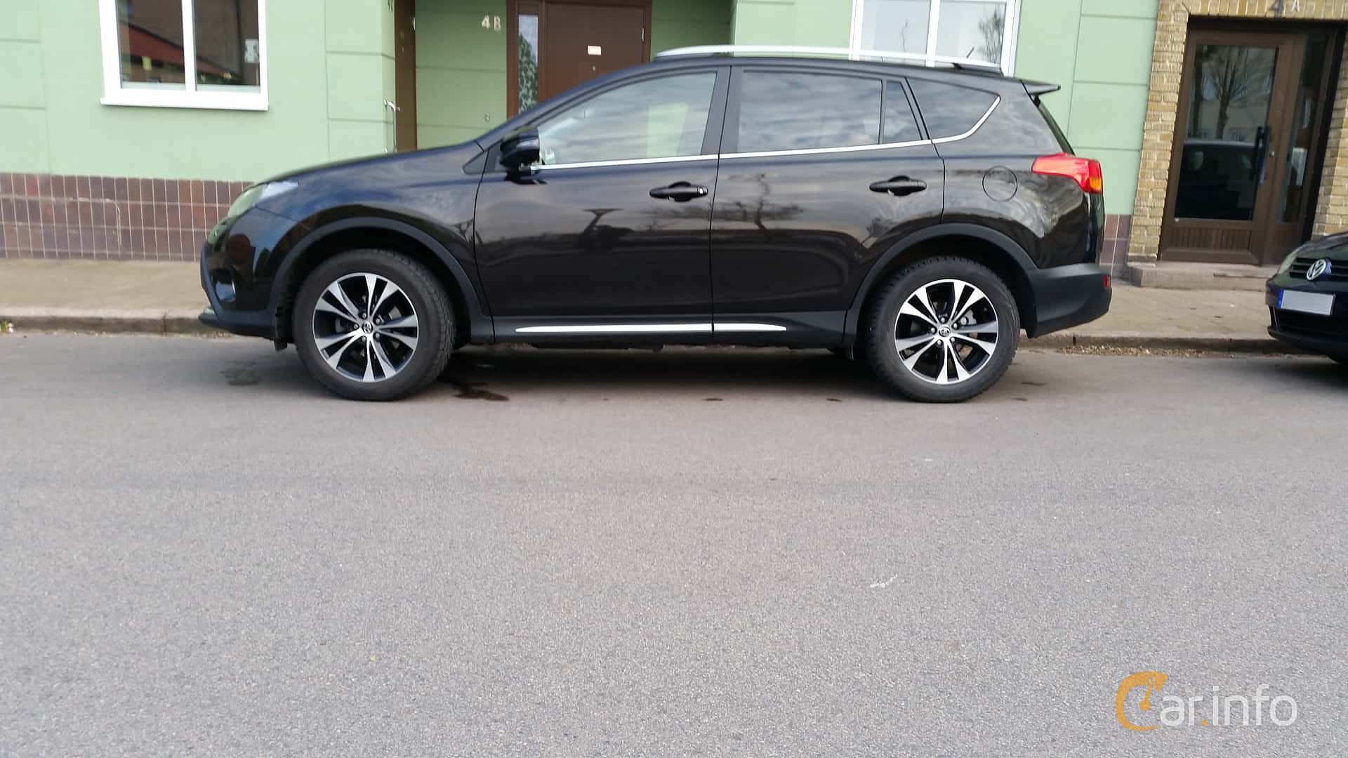 Toyota RAV4 2.0 4WD Manual, 152hp, 2013