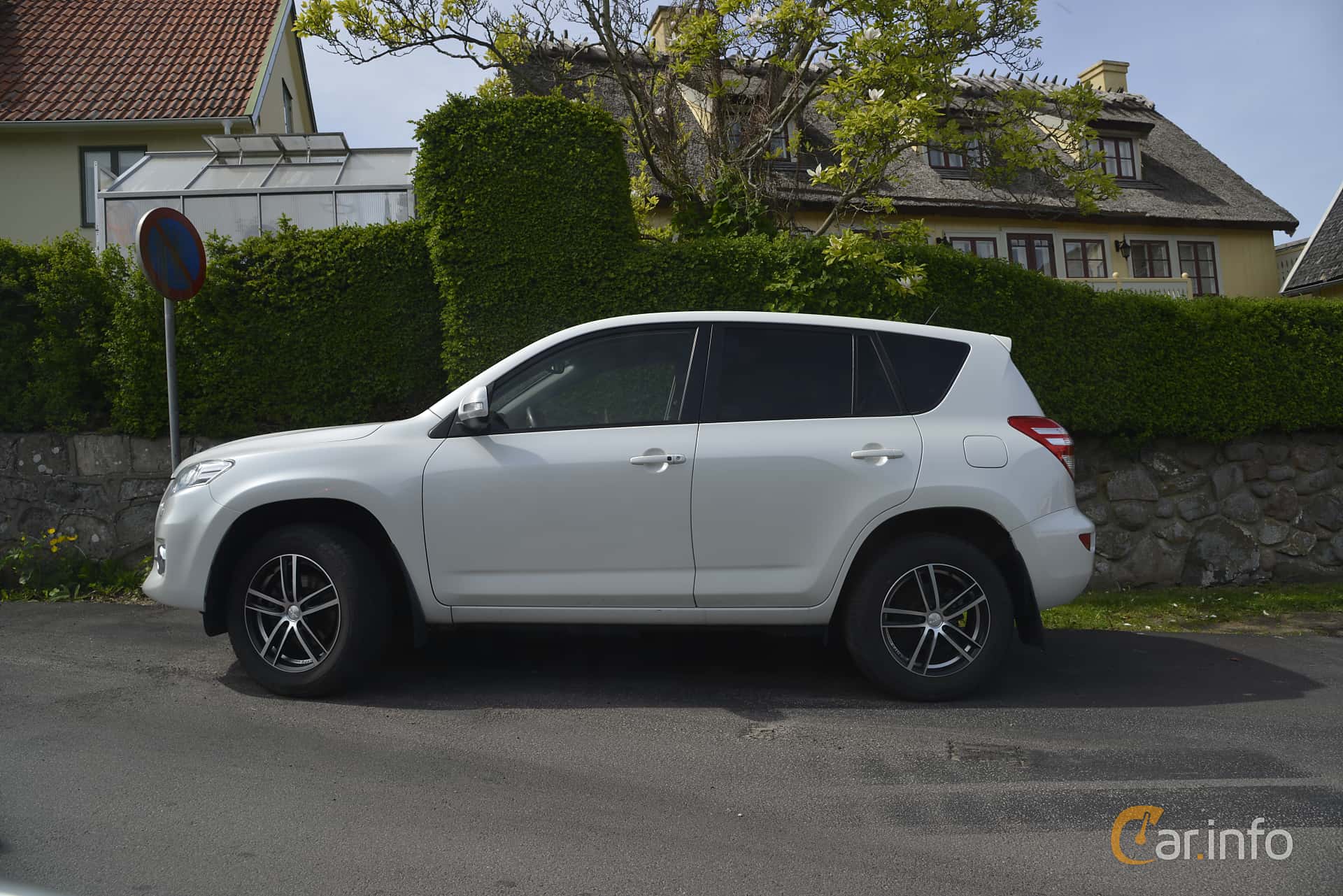 Toyota RAV4 2.0 VVT-i 4x4 158hp, 2013