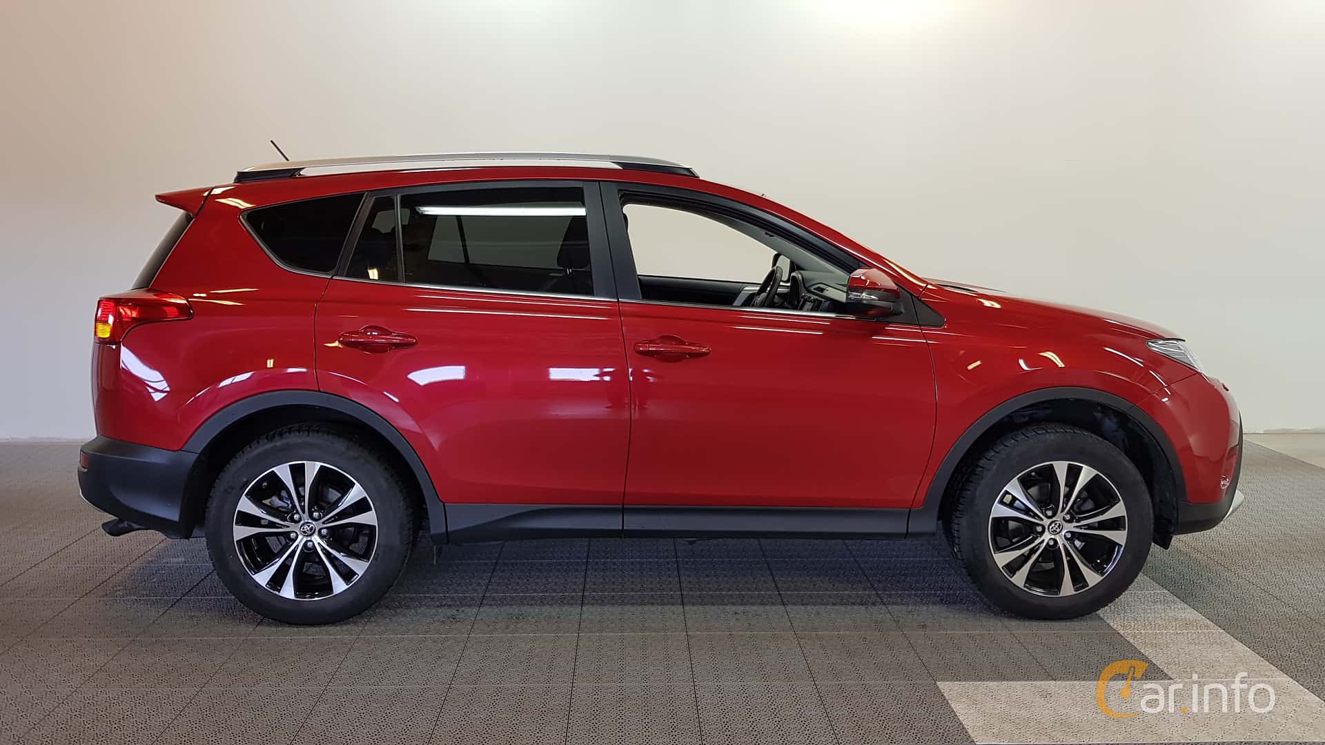 Toyota RAV4 2.0 4WD Multidrive S, 152hp, 2015