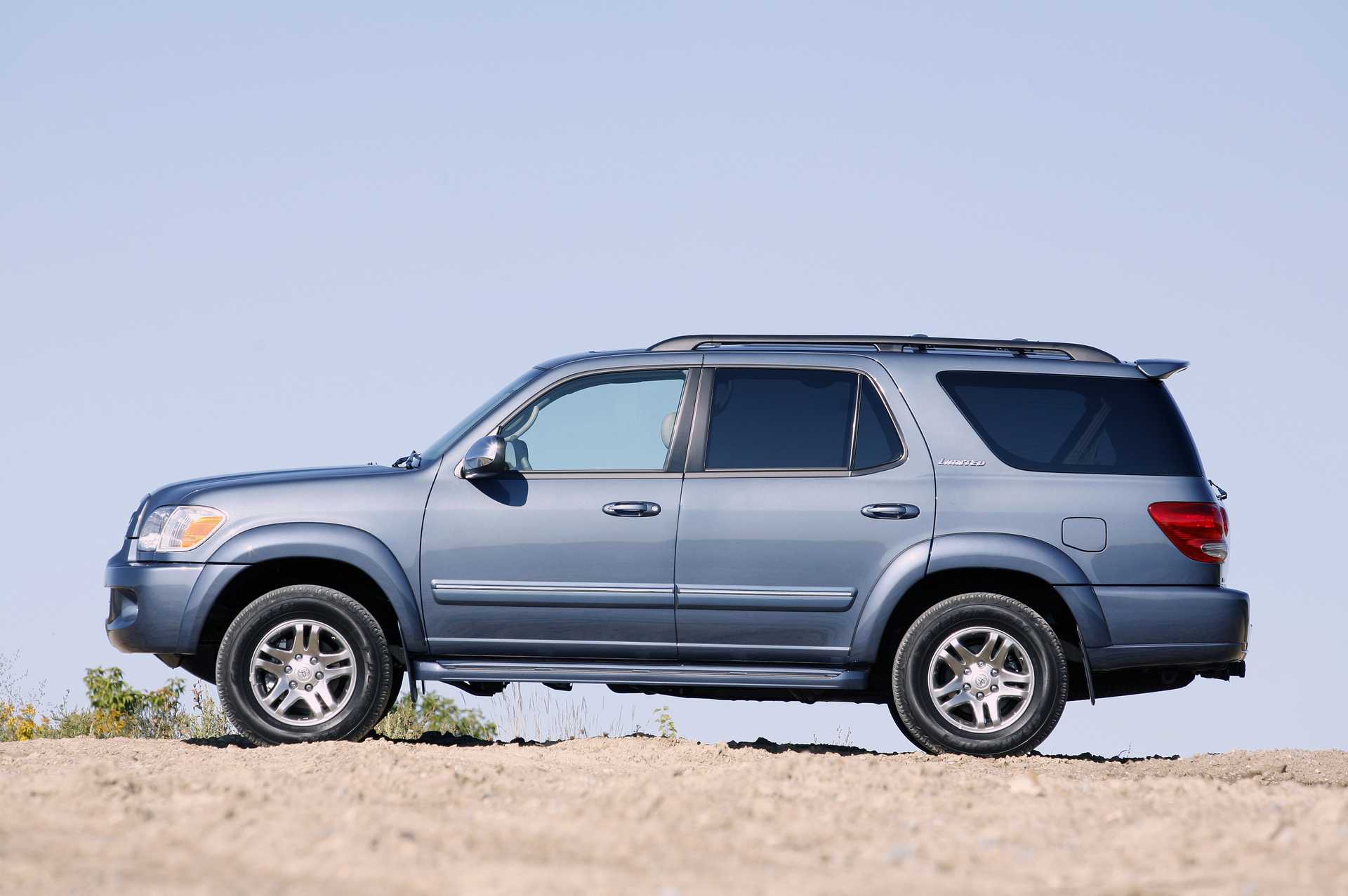 Toyota Sequoia 1st Generation Facelift 4.7 V8 VVT-i 4WD Automatic, 5-speed