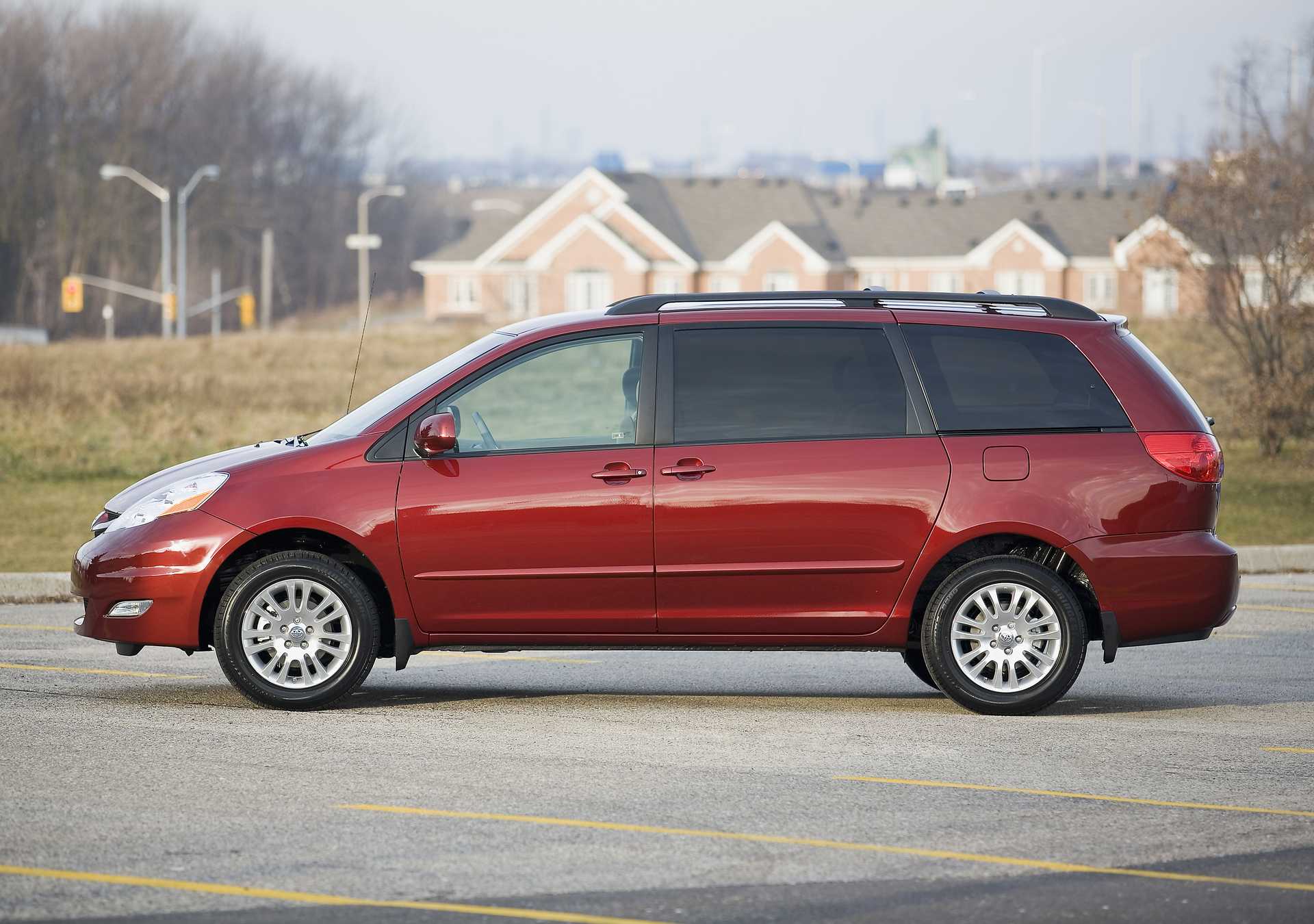 Toyota Sienna 3.5 V6 Automatic, 269hp, 2008