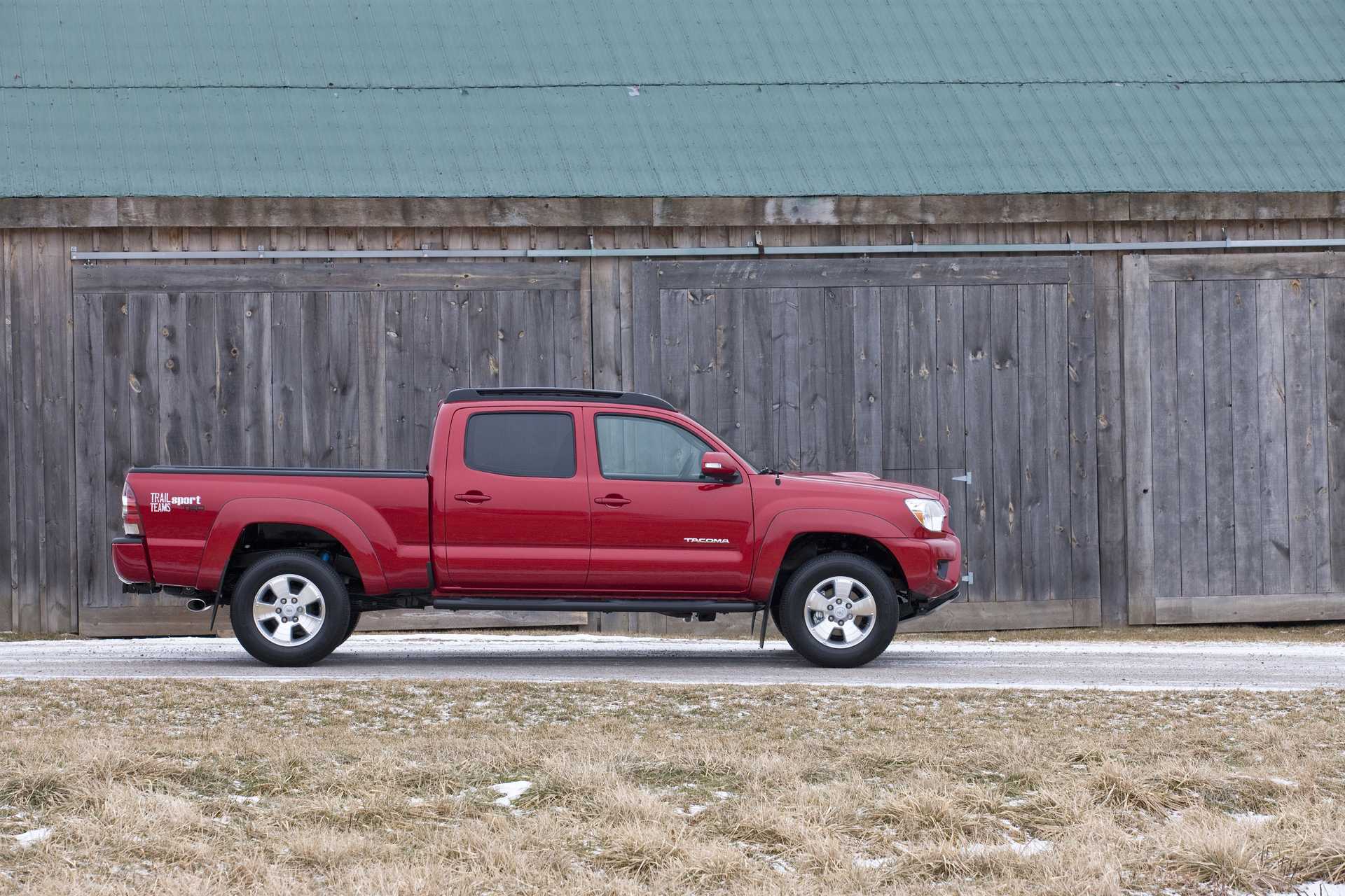 Toyota TRD Supercharged 4.0 V6 4WD Automatic, 308hp, 2015