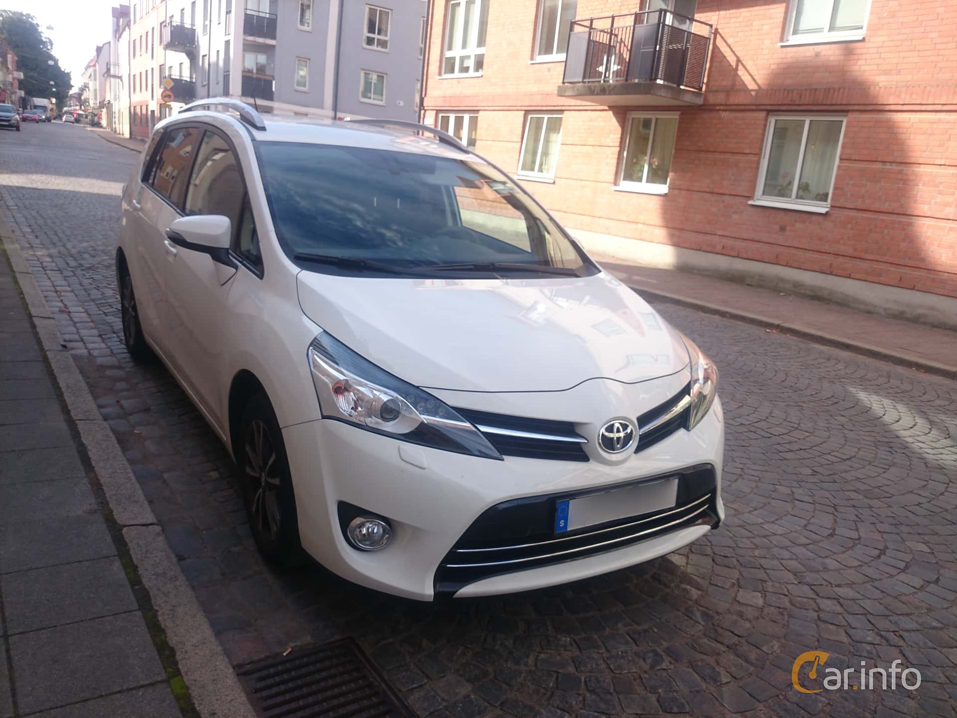 Toyota Verso 1.8  Manual, 147hp, 2013