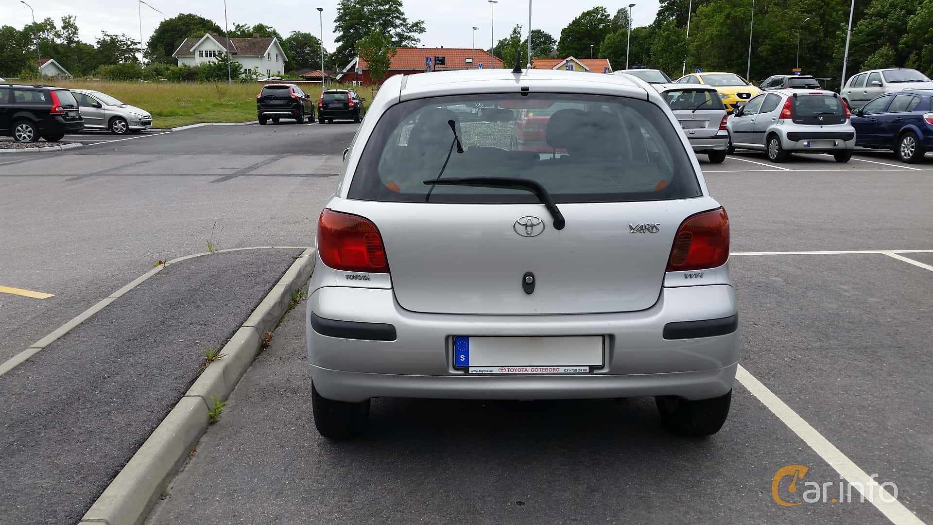Toyota Yaris 5-door 1.0 VVT-i Manual, 65hp, 2004