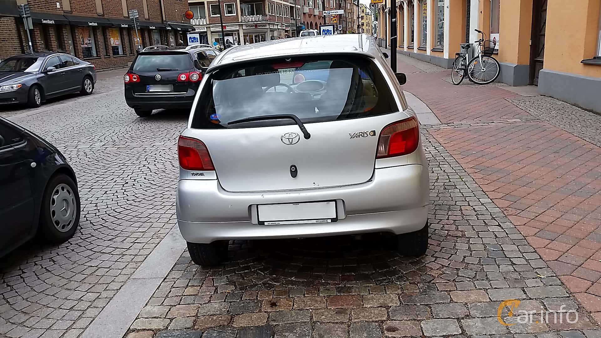 Toyota Yaris 5-door 1.3 VVT-i Manual, 86hp, 2001
