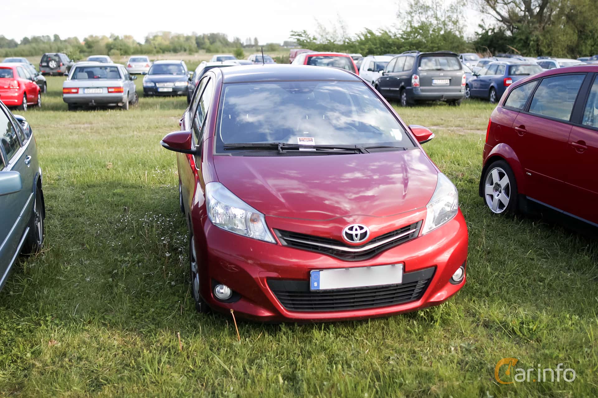 Toyota Yaris 5-door 1.33 VVT-i Multidrive S, 99hp, 2011