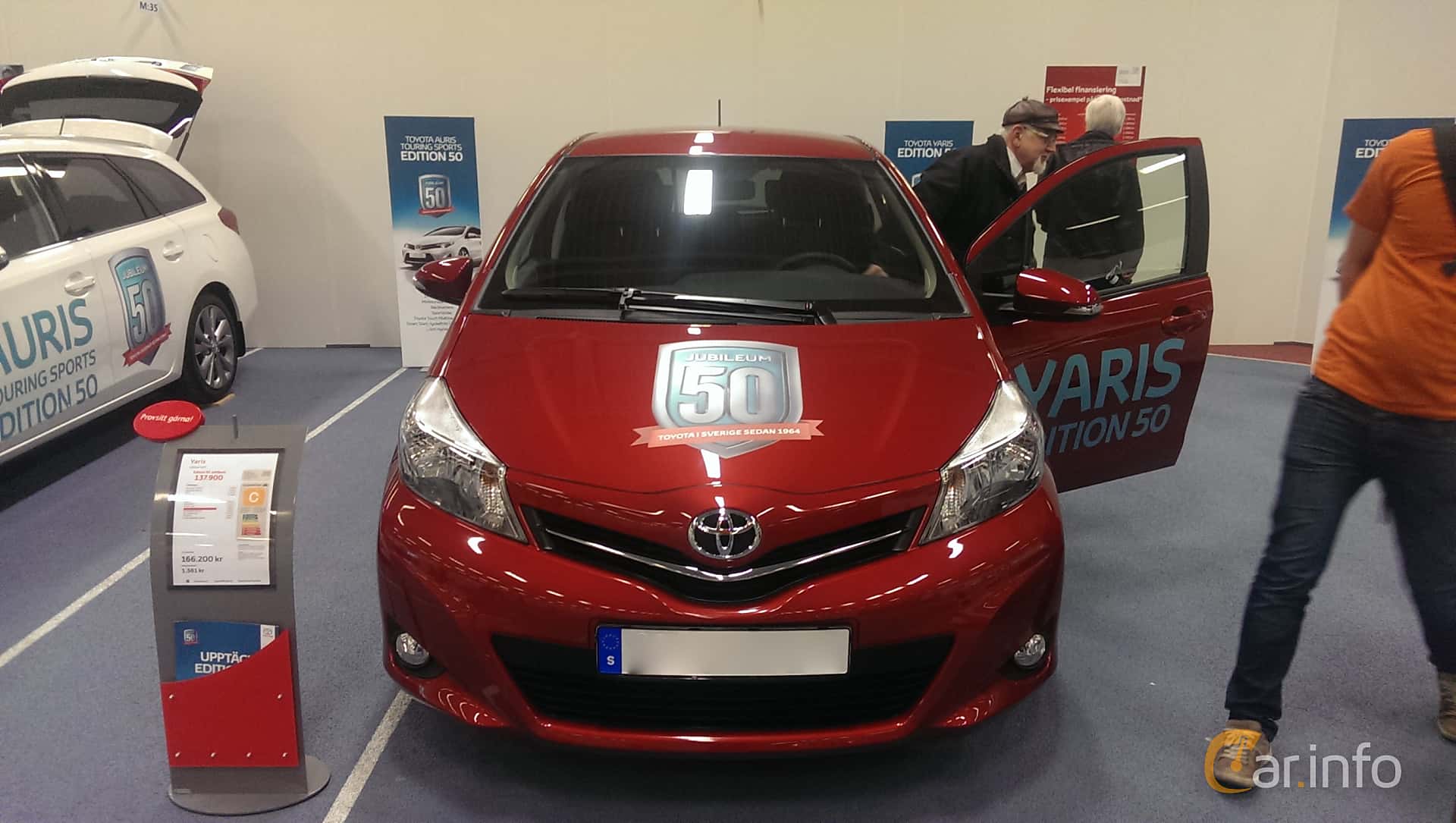 Toyota Yaris 5-door 1.33 VVT-i Manual, 99hp, 2014