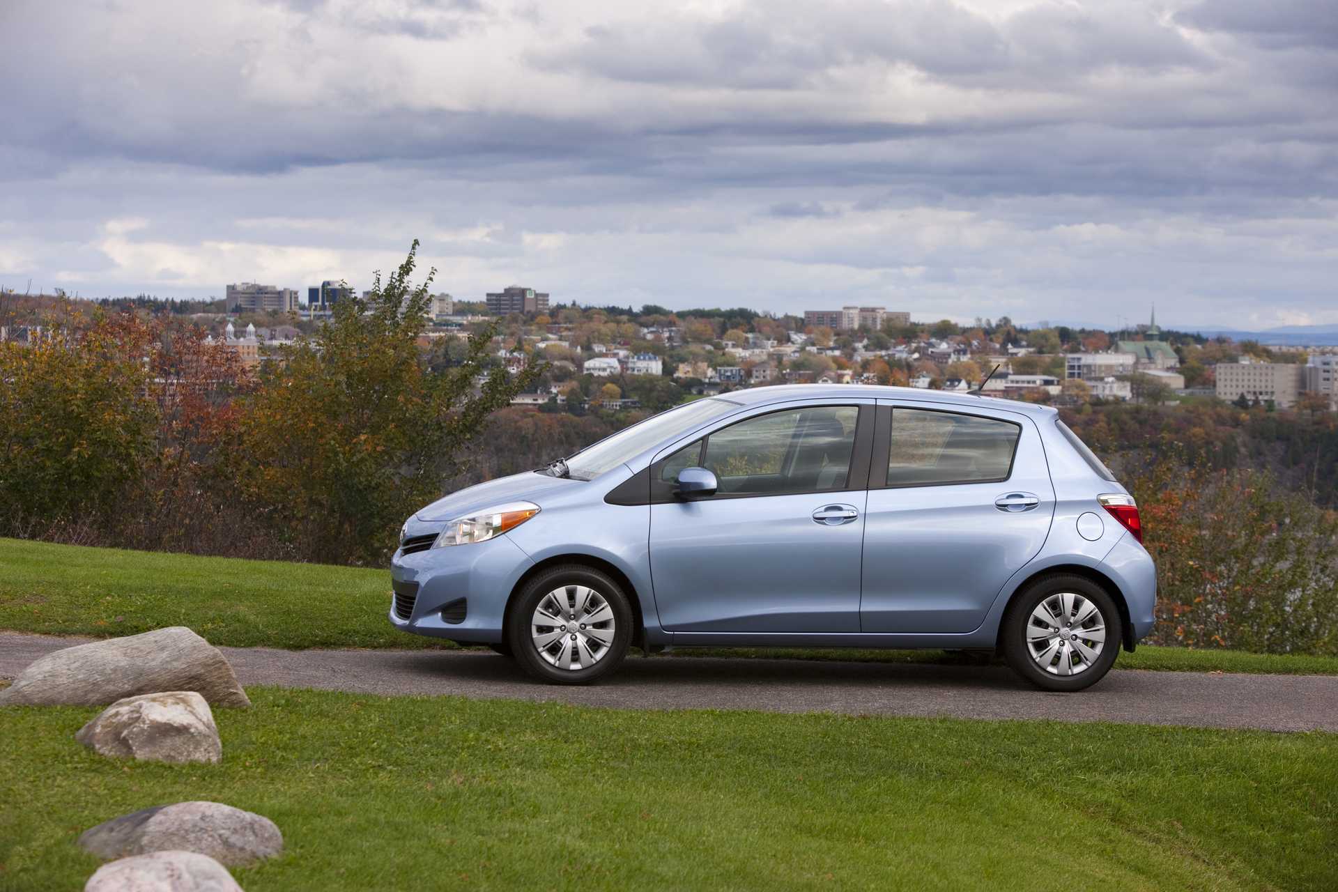 Toyota Yaris 5-door 1.3 VVT-i 86hp, 2014