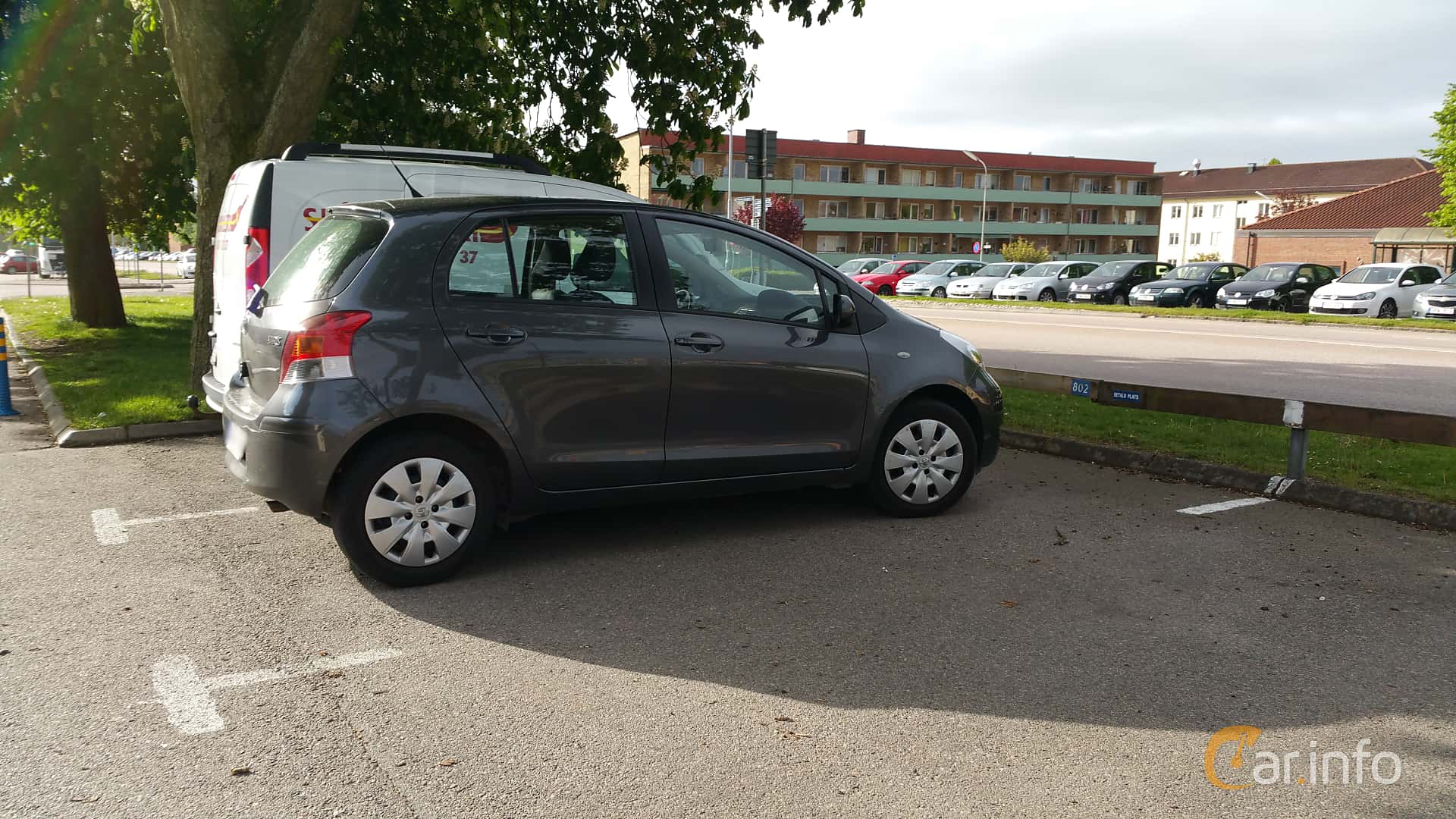Toyota Yaris 5-door 1.3 VVT-i MultiMode, 87hp, 2009