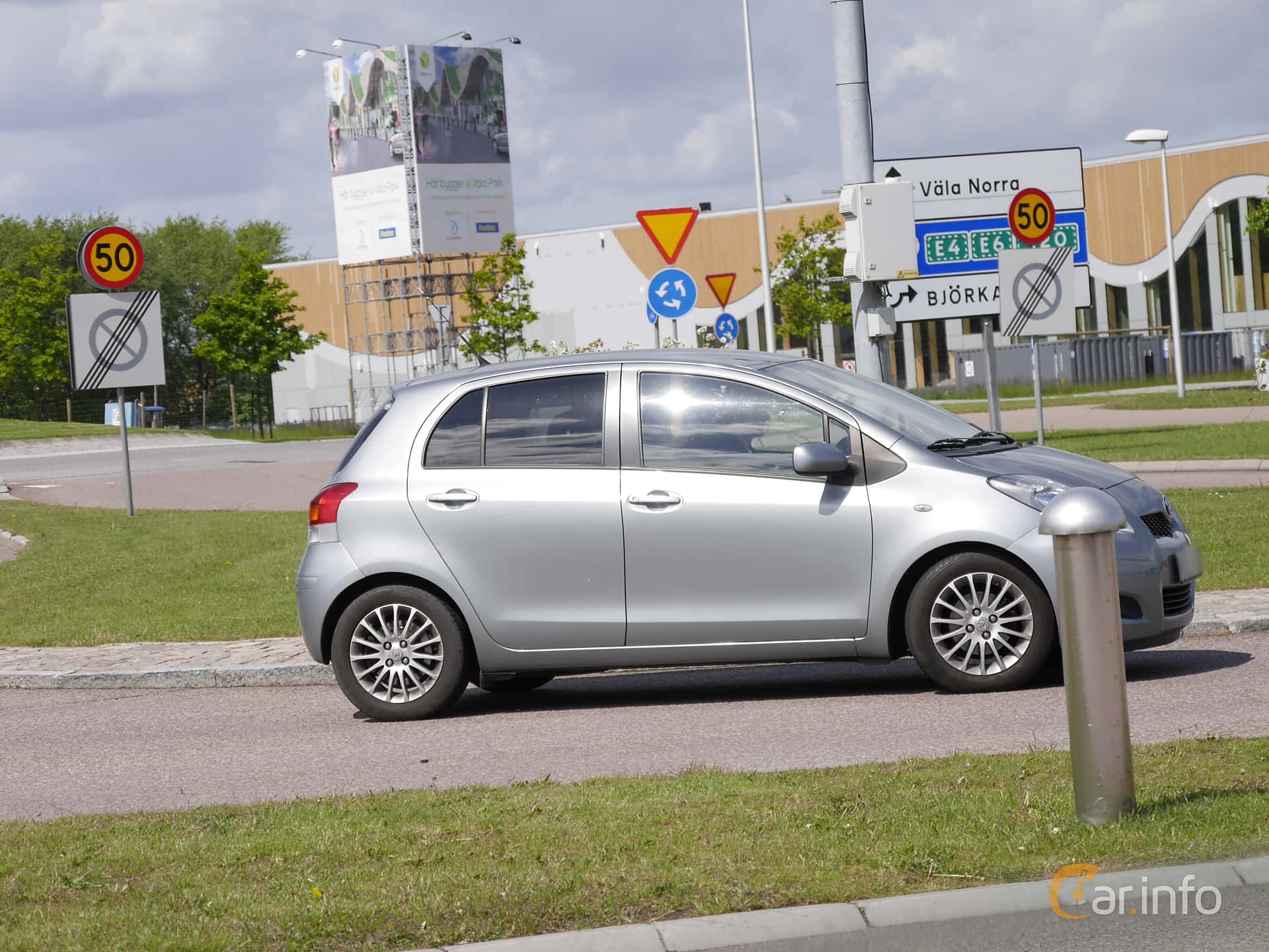 Toyota Yaris 5-door 1.33 Dual VVT-i  MultiMode, 101hp, 2009