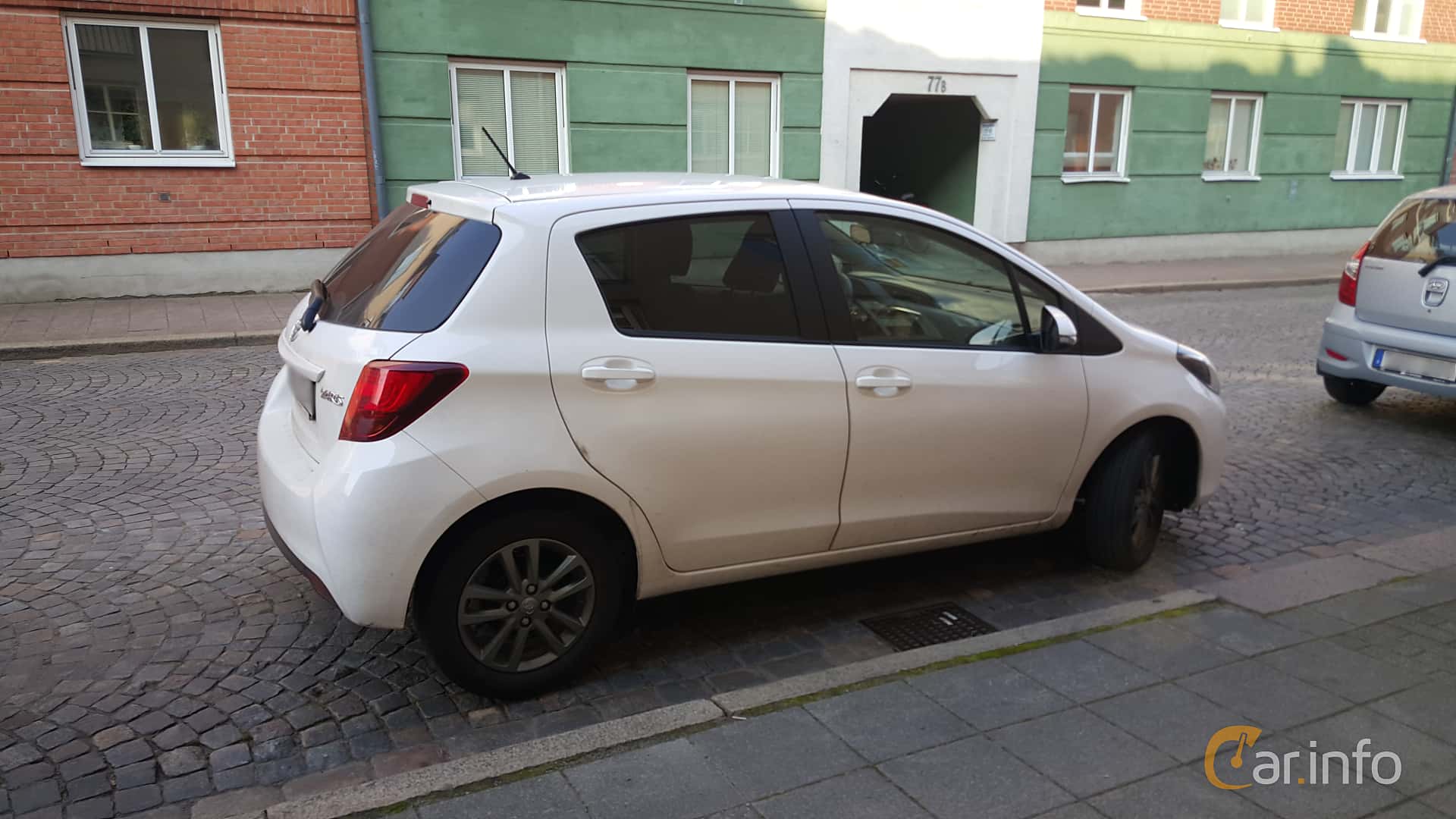 Toyota Yaris 5-door 1.33 Dual VVT-i Multidrive S, 99hp, 2015