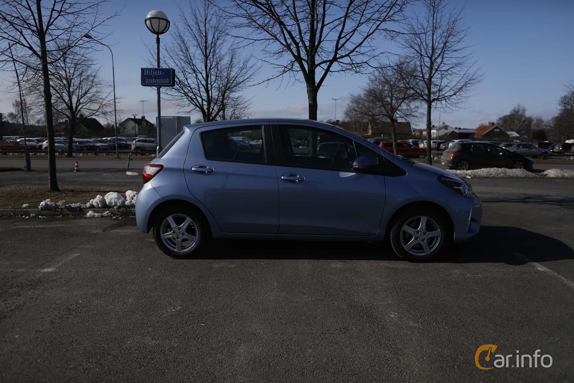 Toyota Yaris 5-door 1.5 VVT-i Manual, 111hp, 2019