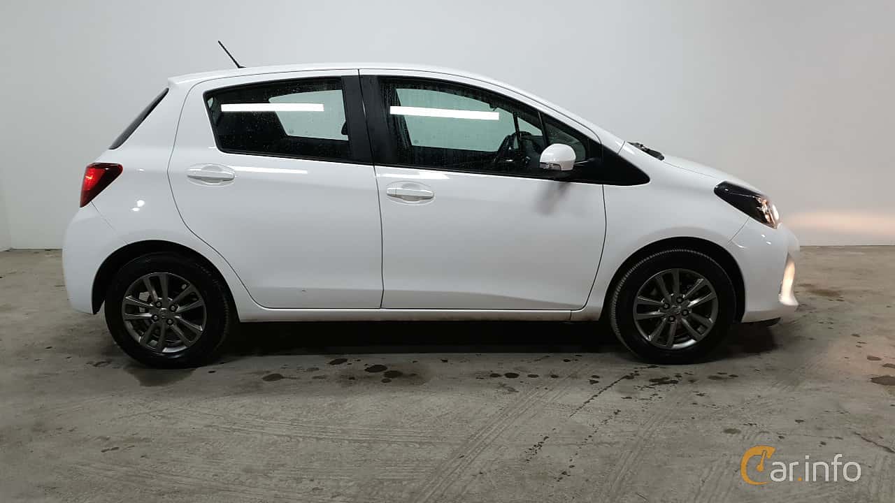 Toyota Yaris 5-door 1.33 Dual VVT-i Manual, 99hp, 2017