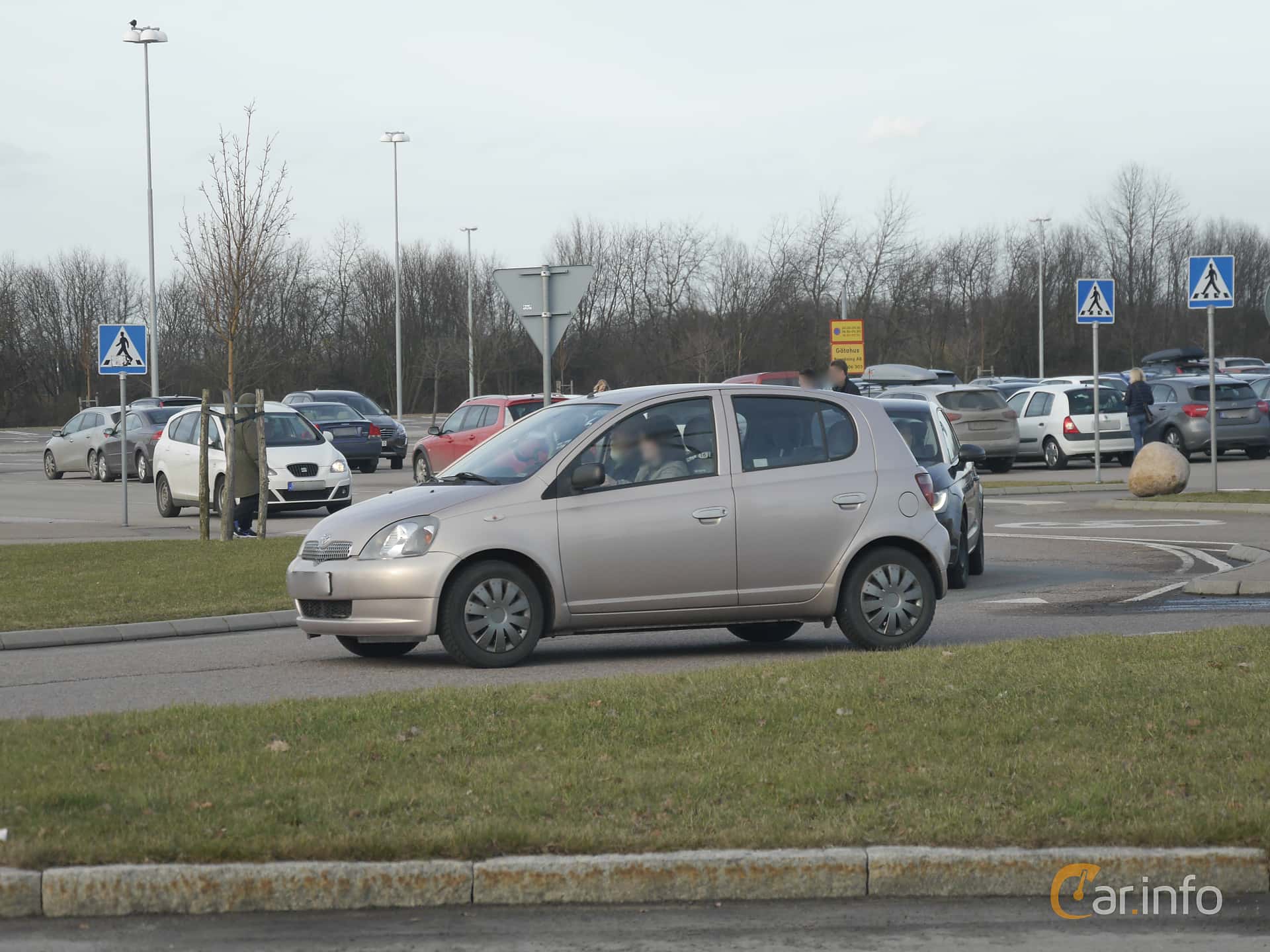 Toyota Yaris 5-door 1.3 VVT-i 86hp, 2000