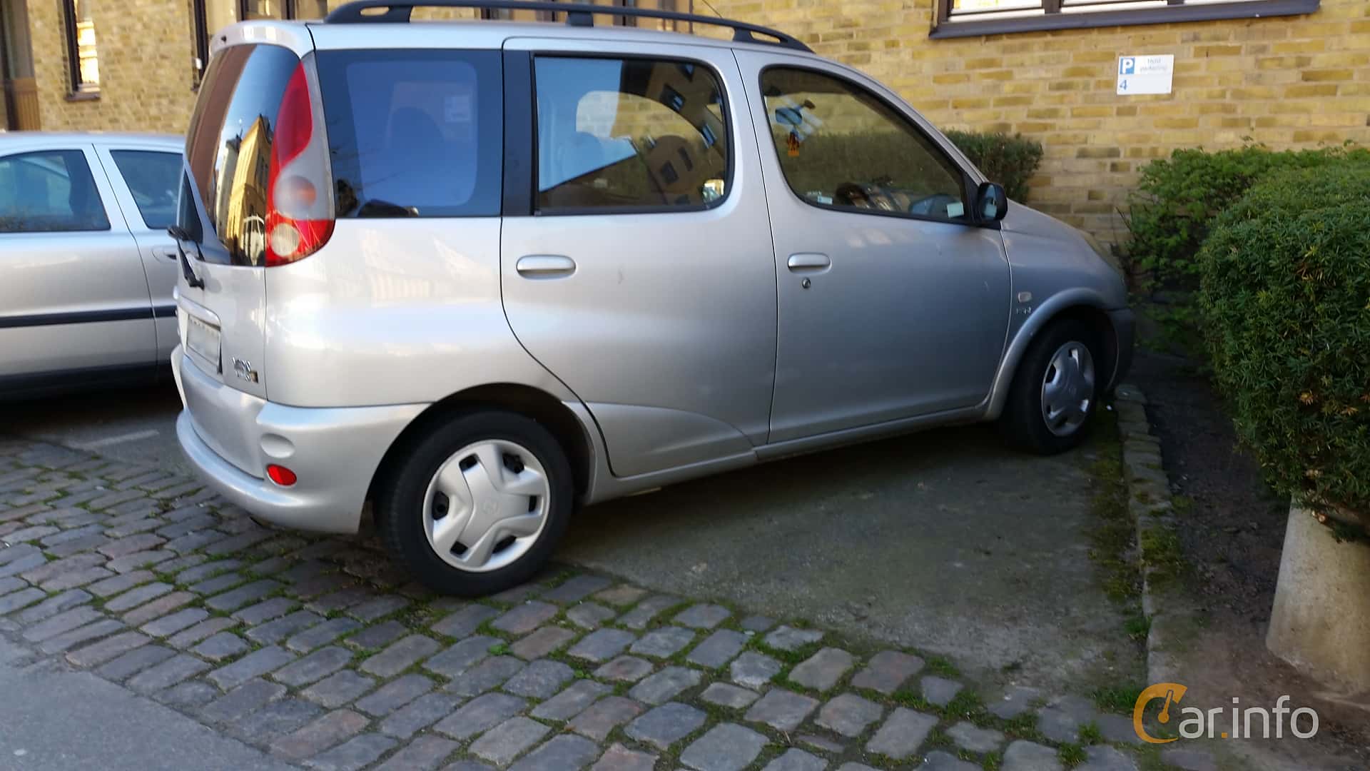 Toyota Yaris Verso 1.3 VVT-i Automatic, 86hp, 2000