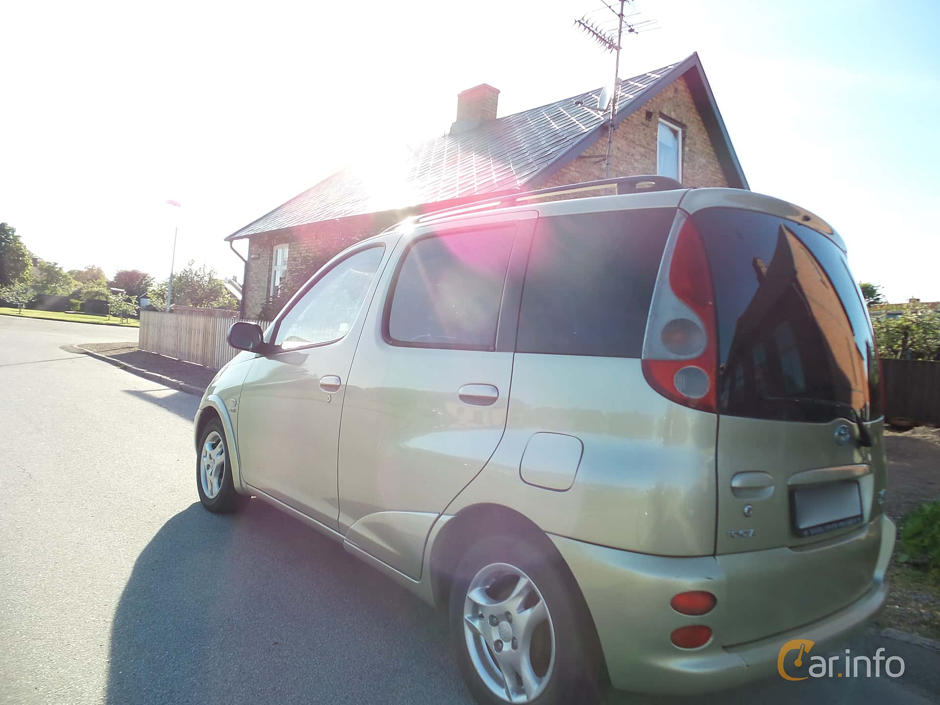 Toyota Yaris 5-door 1.3 VVT-i Automatic, 86hp, 2002