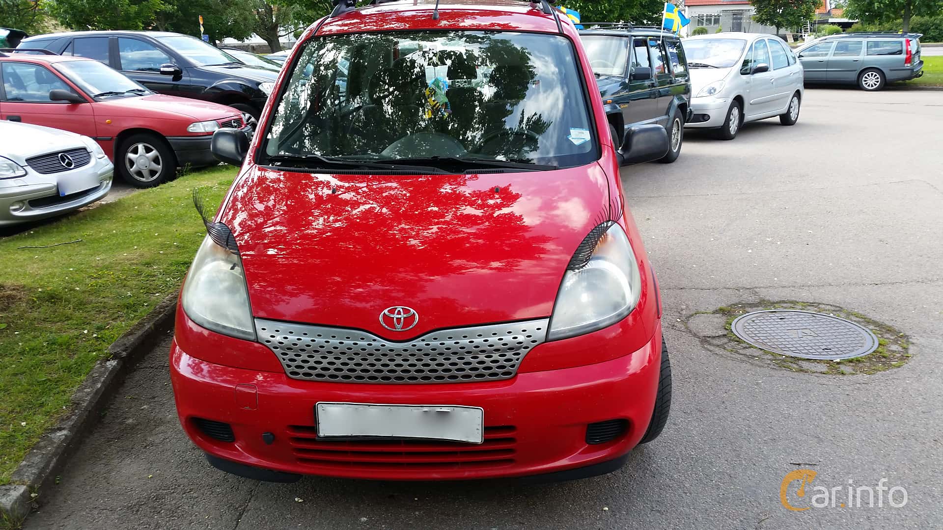 Toyota Yaris 5-door 1.5 VVT-i TS Manual, 106hp, 2001