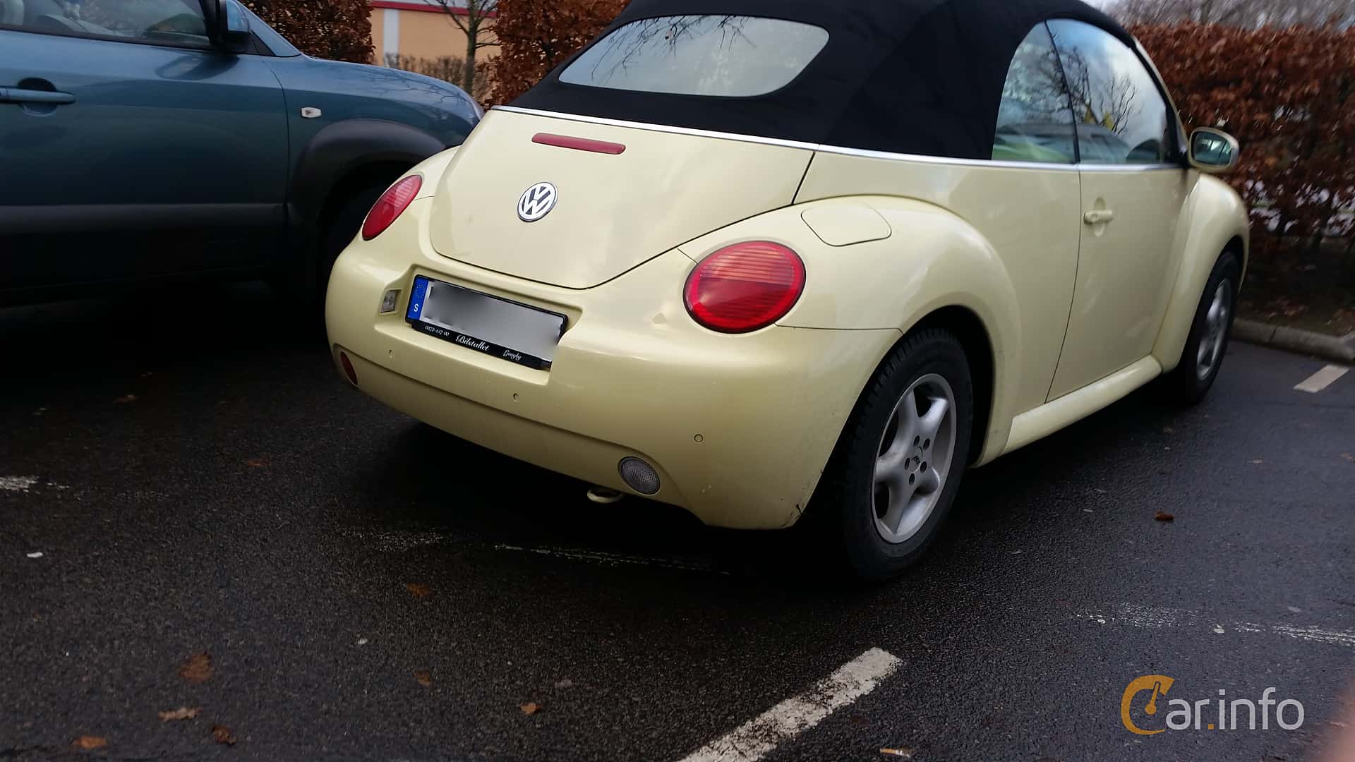 Volkswagen New Beetle Cabriolet 2.0 Manual, 115hp, 2003