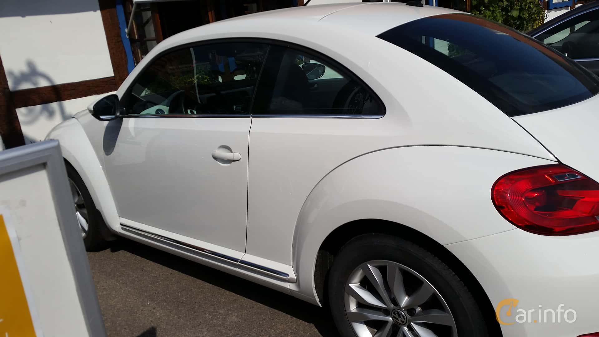 Volkswagen The Beetle 2.0 TDI 4Motion 140hp, 2012